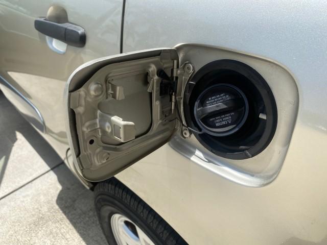 2002 Titanium /Gray Toyota RAV4 1 OWNER FL LOW MILES 83,089 (JTEGH20V020) with an 2.0L DOHC EFI 16-Valve 4-Cyl Engine engine, Automatic transmission, located at 4701 North Dixie Hwy, Pompano Beach, FL, 33064, (954) 422-2889, 26.240938, -80.123474 - OUR WEBPAGE FLORIDACARS1.COM HAS OVER 100 PHOTOS AND FREE CARFAX LINK 2002 TOYOTA RAV4 VIN: JTEGH20V020080431 J T E G H 2 0 V 0 2 0 0 8 0 4 3 1 4 DOOR WAGON/SPORT UTILITY 2.0L I4 F DOHC 16V GASOLINE FRONT WHEEL DRIVE Top Features Cloth Seats Basic Features AM/FM Stereo CD Audio Full Roof Rack Power - Photo#73