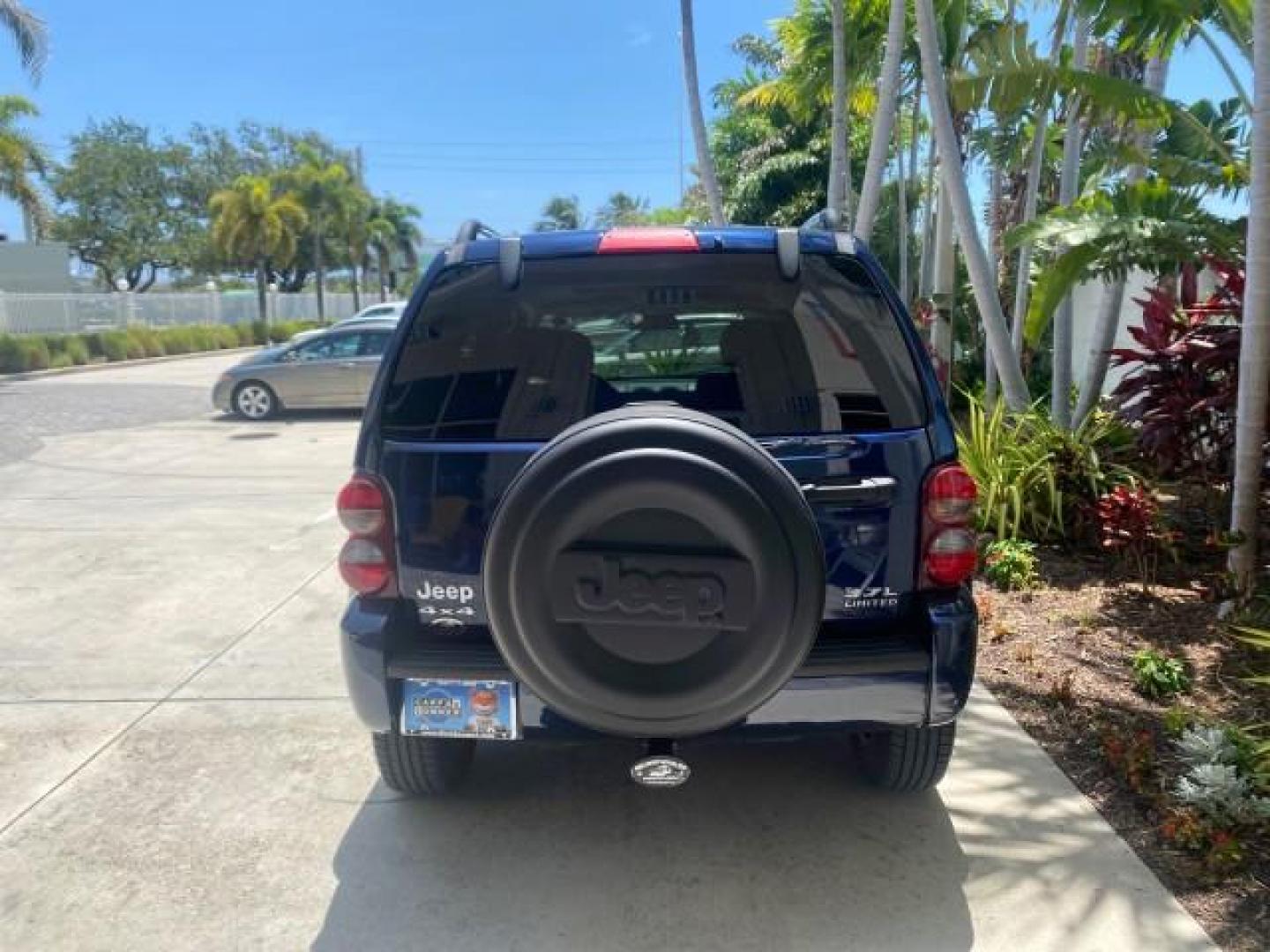 2006 Patriot Blue Pearl /Med Slate Gray Jeep Liberty 4WD Limited LOW MILES 75,404 (1J4GL58K16W) with an 3.7L V6 Engine engine, Automatic transmission, located at 4701 North Dixie Hwy, Pompano Beach, FL, 33064, (954) 422-2889, 26.240938, -80.123474 - OUR WEBPAGE FLORIDACARS1.COM HAS OVER 100 PHOTOS AND FREE CARFAX LINK 2006 JEEP LIBERTY LIMITED VIN: 1J4GL58K16W148375 1 J 4 G L 5 8 K 1 6 W 1 4 8 3 7 5 4 DOOR WAGON/SPORT UTILITY 3.7L V6 F GASOLINE REAR WHEEL DRIVE W/ 4X4 Top Features 4WD/AWD Sunroof(s) Alloy Wheels Tow Hitch Cloth Seats Basic Feat - Photo#6