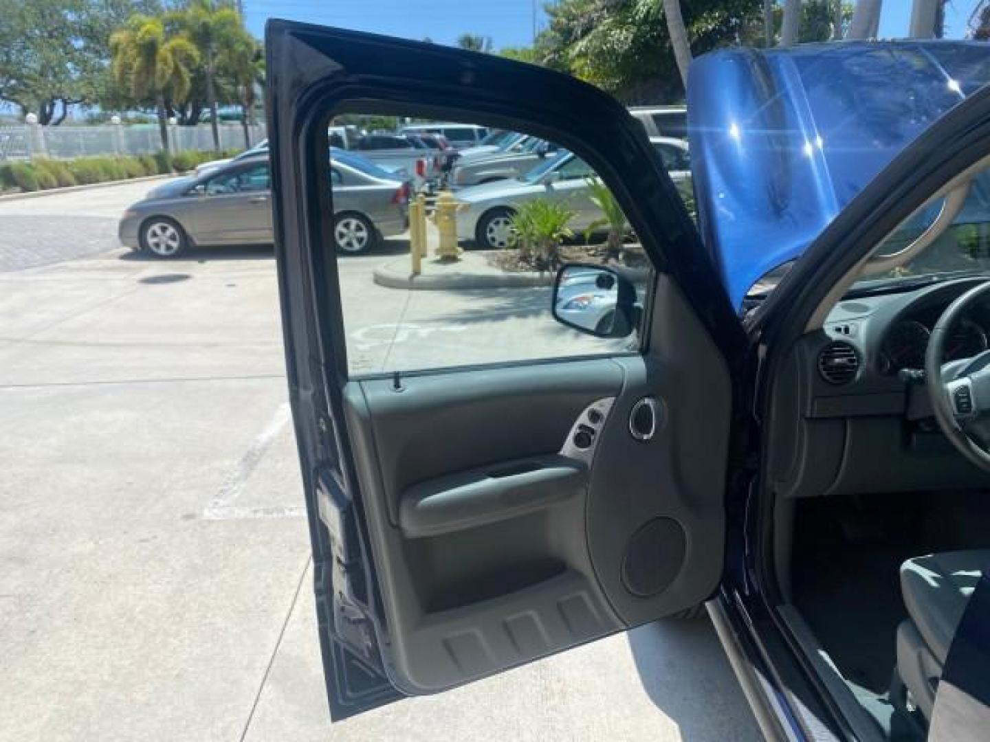 2006 Patriot Blue Pearl /Med Slate Gray Jeep Liberty 4WD Limited LOW MILES 75,404 (1J4GL58K16W) with an 3.7L V6 Engine engine, Automatic transmission, located at 4701 North Dixie Hwy, Pompano Beach, FL, 33064, (954) 422-2889, 26.240938, -80.123474 - OUR WEBPAGE FLORIDACARS1.COM HAS OVER 100 PHOTOS AND FREE CARFAX LINK 2006 JEEP LIBERTY LIMITED VIN: 1J4GL58K16W148375 1 J 4 G L 5 8 K 1 6 W 1 4 8 3 7 5 4 DOOR WAGON/SPORT UTILITY 3.7L V6 F GASOLINE REAR WHEEL DRIVE W/ 4X4 Top Features 4WD/AWD Sunroof(s) Alloy Wheels Tow Hitch Cloth Seats Basic Feat - Photo#9