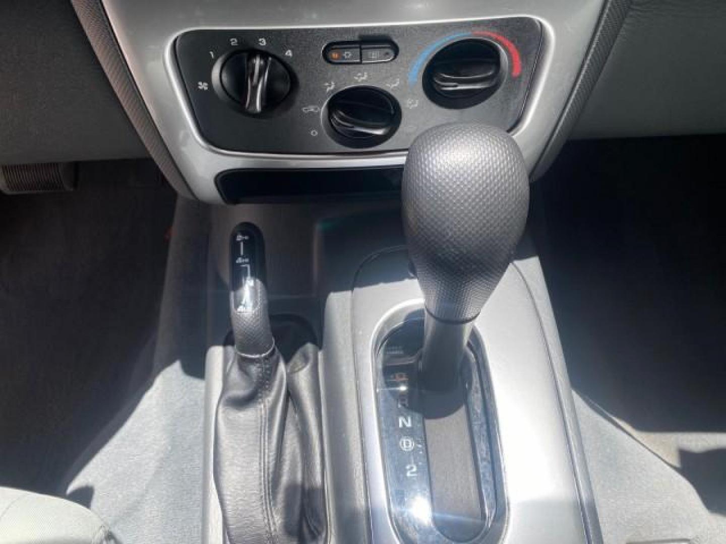 2006 Patriot Blue Pearl /Med Slate Gray Jeep Liberty 4WD Limited LOW MILES 75,404 (1J4GL58K16W) with an 3.7L V6 Engine engine, Automatic transmission, located at 4701 North Dixie Hwy, Pompano Beach, FL, 33064, (954) 422-2889, 26.240938, -80.123474 - OUR WEBPAGE FLORIDACARS1.COM HAS OVER 100 PHOTOS AND FREE CARFAX LINK 2006 JEEP LIBERTY LIMITED VIN: 1J4GL58K16W148375 1 J 4 G L 5 8 K 1 6 W 1 4 8 3 7 5 4 DOOR WAGON/SPORT UTILITY 3.7L V6 F GASOLINE REAR WHEEL DRIVE W/ 4X4 Top Features 4WD/AWD Sunroof(s) Alloy Wheels Tow Hitch Cloth Seats Basic Feat - Photo#47