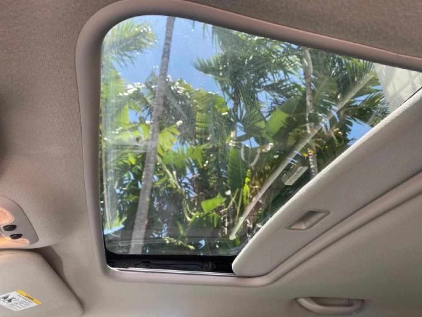 2006 Patriot Blue Pearl /Med Slate Gray Jeep Liberty 4WD Limited LOW MILES 75,404 (1J4GL58K16W) with an 3.7L V6 Engine engine, Automatic transmission, located at 4701 North Dixie Hwy, Pompano Beach, FL, 33064, (954) 422-2889, 26.240938, -80.123474 - OUR WEBPAGE FLORIDACARS1.COM HAS OVER 100 PHOTOS AND FREE CARFAX LINK 2006 JEEP LIBERTY LIMITED VIN: 1J4GL58K16W148375 1 J 4 G L 5 8 K 1 6 W 1 4 8 3 7 5 4 DOOR WAGON/SPORT UTILITY 3.7L V6 F GASOLINE REAR WHEEL DRIVE W/ 4X4 Top Features 4WD/AWD Sunroof(s) Alloy Wheels Tow Hitch Cloth Seats Basic Feat - Photo#60