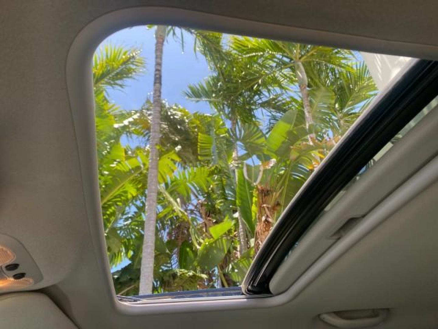 2006 Patriot Blue Pearl /Med Slate Gray Jeep Liberty 4WD Limited LOW MILES 75,404 (1J4GL58K16W) with an 3.7L V6 Engine engine, Automatic transmission, located at 4701 North Dixie Hwy, Pompano Beach, FL, 33064, (954) 422-2889, 26.240938, -80.123474 - OUR WEBPAGE FLORIDACARS1.COM HAS OVER 100 PHOTOS AND FREE CARFAX LINK 2006 JEEP LIBERTY LIMITED VIN: 1J4GL58K16W148375 1 J 4 G L 5 8 K 1 6 W 1 4 8 3 7 5 4 DOOR WAGON/SPORT UTILITY 3.7L V6 F GASOLINE REAR WHEEL DRIVE W/ 4X4 Top Features 4WD/AWD Sunroof(s) Alloy Wheels Tow Hitch Cloth Seats Basic Feat - Photo#61