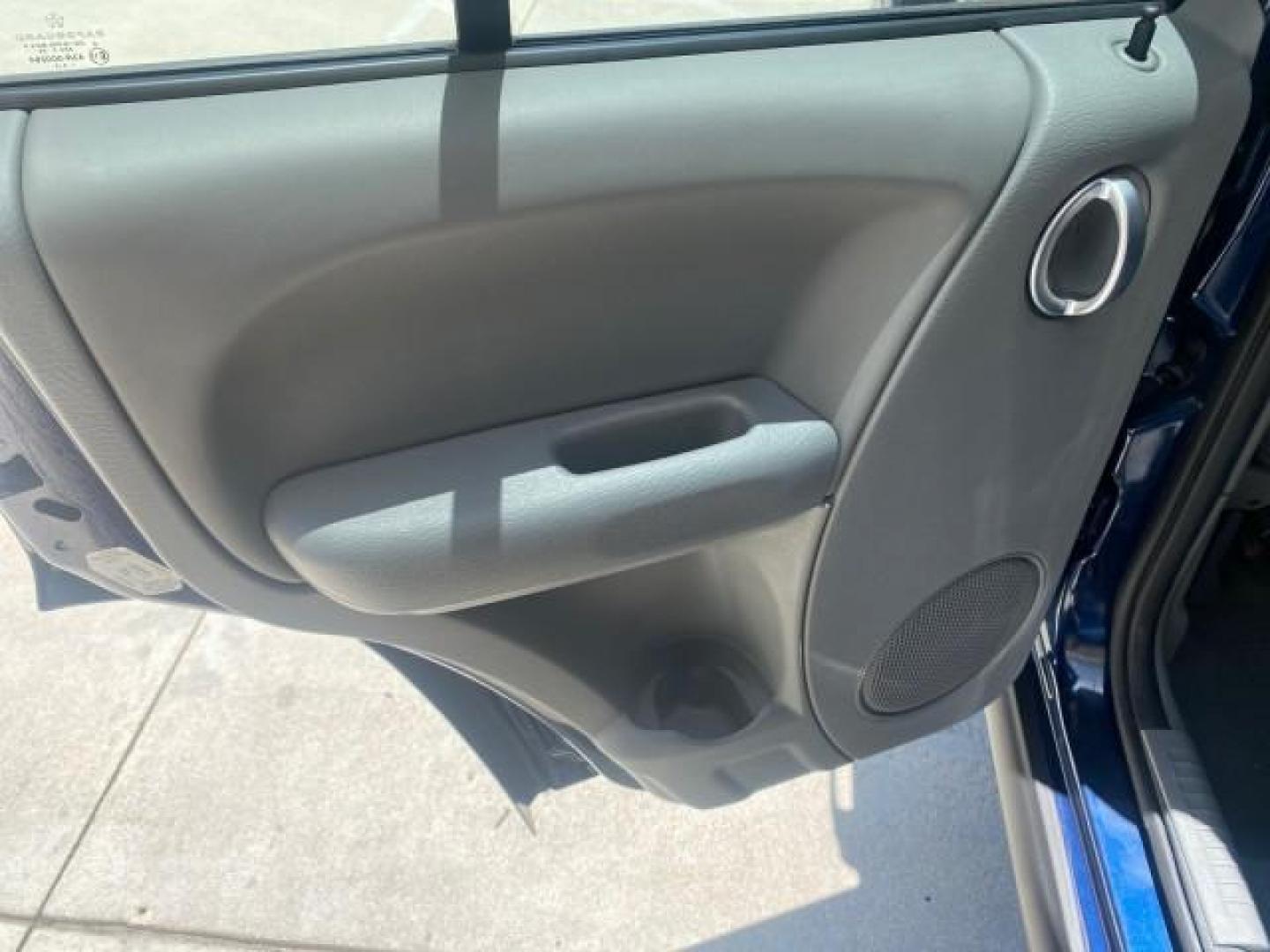 2006 Patriot Blue Pearl /Med Slate Gray Jeep Liberty 4WD Limited LOW MILES 75,404 (1J4GL58K16W) with an 3.7L V6 Engine engine, Automatic transmission, located at 4701 North Dixie Hwy, Pompano Beach, FL, 33064, (954) 422-2889, 26.240938, -80.123474 - OUR WEBPAGE FLORIDACARS1.COM HAS OVER 100 PHOTOS AND FREE CARFAX LINK 2006 JEEP LIBERTY LIMITED VIN: 1J4GL58K16W148375 1 J 4 G L 5 8 K 1 6 W 1 4 8 3 7 5 4 DOOR WAGON/SPORT UTILITY 3.7L V6 F GASOLINE REAR WHEEL DRIVE W/ 4X4 Top Features 4WD/AWD Sunroof(s) Alloy Wheels Tow Hitch Cloth Seats Basic Feat - Photo#69