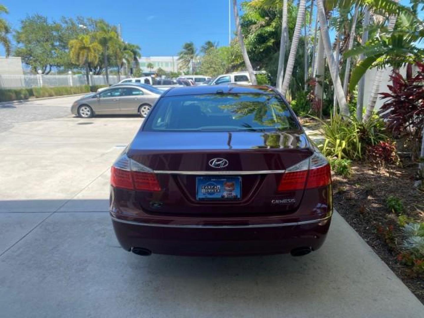 2010 Cabernet Red Pearl /Cashmere Hyundai Genesis 1 OWNER LOW MILES 38,780 (KMHGC4DE5AU) with an 3.8L DOHC V6 Engine engine, Automatic transmission, located at 4701 North Dixie Hwy, Pompano Beach, FL, 33064, (954) 422-2889, 26.240938, -80.123474 - OUR WEBPAGE FLORIDACARS1.COM HAS OVER 100 PHOTOS AND FREE CARFAX LINK 2010 HYUNDAI GENESIS 3.8L V6 $ 41,050 NEW VIN: KMHGC4DE5AU073633 K M H G C 4 D E 5 A U 0 7 3 6 3 3 SEDAN 4 DR 3.8L V6 F DOHC 24V GASOLINE REAR WHEEL DRIVE Top Features A/C Seat(s) Navigation System Alloy Wheels Parking Sensors Aut - Photo#6