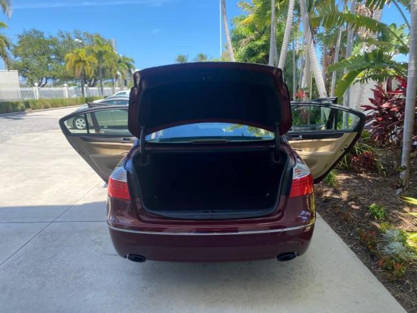 2010 Cabernet Red Pearl /Cashmere Hyundai Genesis 1 OWNER LOW MILES 38,780 (KMHGC4DE5AU) with an 3.8L DOHC V6 Engine engine, Automatic transmission, located at 4701 North Dixie Hwy, Pompano Beach, FL, 33064, (954) 422-2889, 26.240938, -80.123474 - OUR WEBPAGE FLORIDACARS1.COM HAS OVER 100 PHOTOS AND FREE CARFAX LINK 2010 HYUNDAI GENESIS 3.8L V6 $ 41,050 NEW VIN: KMHGC4DE5AU073633 K M H G C 4 D E 5 A U 0 7 3 6 3 3 SEDAN 4 DR 3.8L V6 F DOHC 24V GASOLINE REAR WHEEL DRIVE Top Features A/C Seat(s) Navigation System Alloy Wheels Parking Sensors Aut - Photo#15