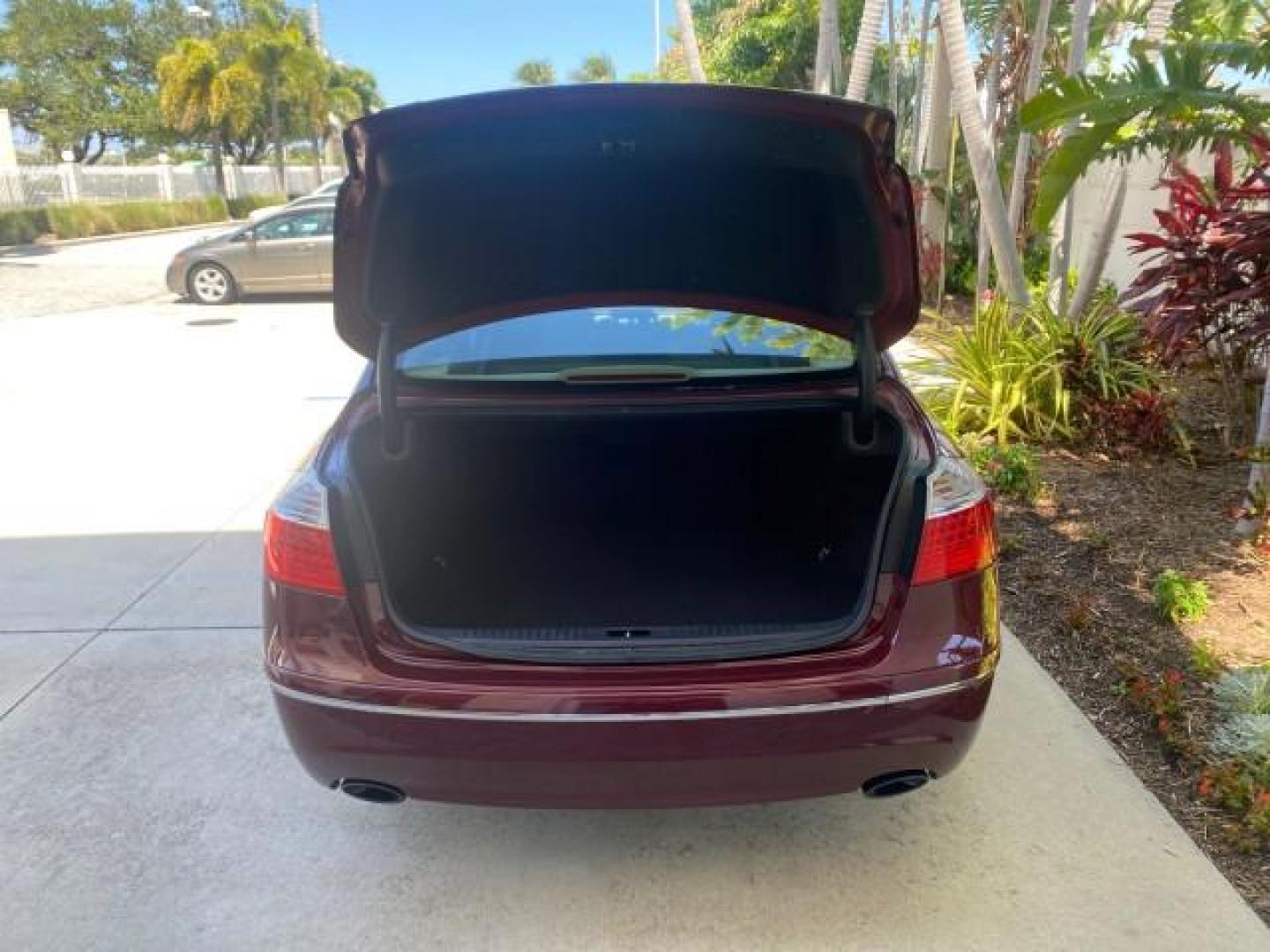 2010 Cabernet Red Pearl /Cashmere Hyundai Genesis 1 OWNER LOW MILES 38,780 (KMHGC4DE5AU) with an 3.8L DOHC V6 Engine engine, Automatic transmission, located at 4701 North Dixie Hwy, Pompano Beach, FL, 33064, (954) 422-2889, 26.240938, -80.123474 - OUR WEBPAGE FLORIDACARS1.COM HAS OVER 100 PHOTOS AND FREE CARFAX LINK 2010 HYUNDAI GENESIS 3.8L V6 $ 41,050 NEW VIN: KMHGC4DE5AU073633 K M H G C 4 D E 5 A U 0 7 3 6 3 3 SEDAN 4 DR 3.8L V6 F DOHC 24V GASOLINE REAR WHEEL DRIVE Top Features A/C Seat(s) Navigation System Alloy Wheels Parking Sensors Aut - Photo#88