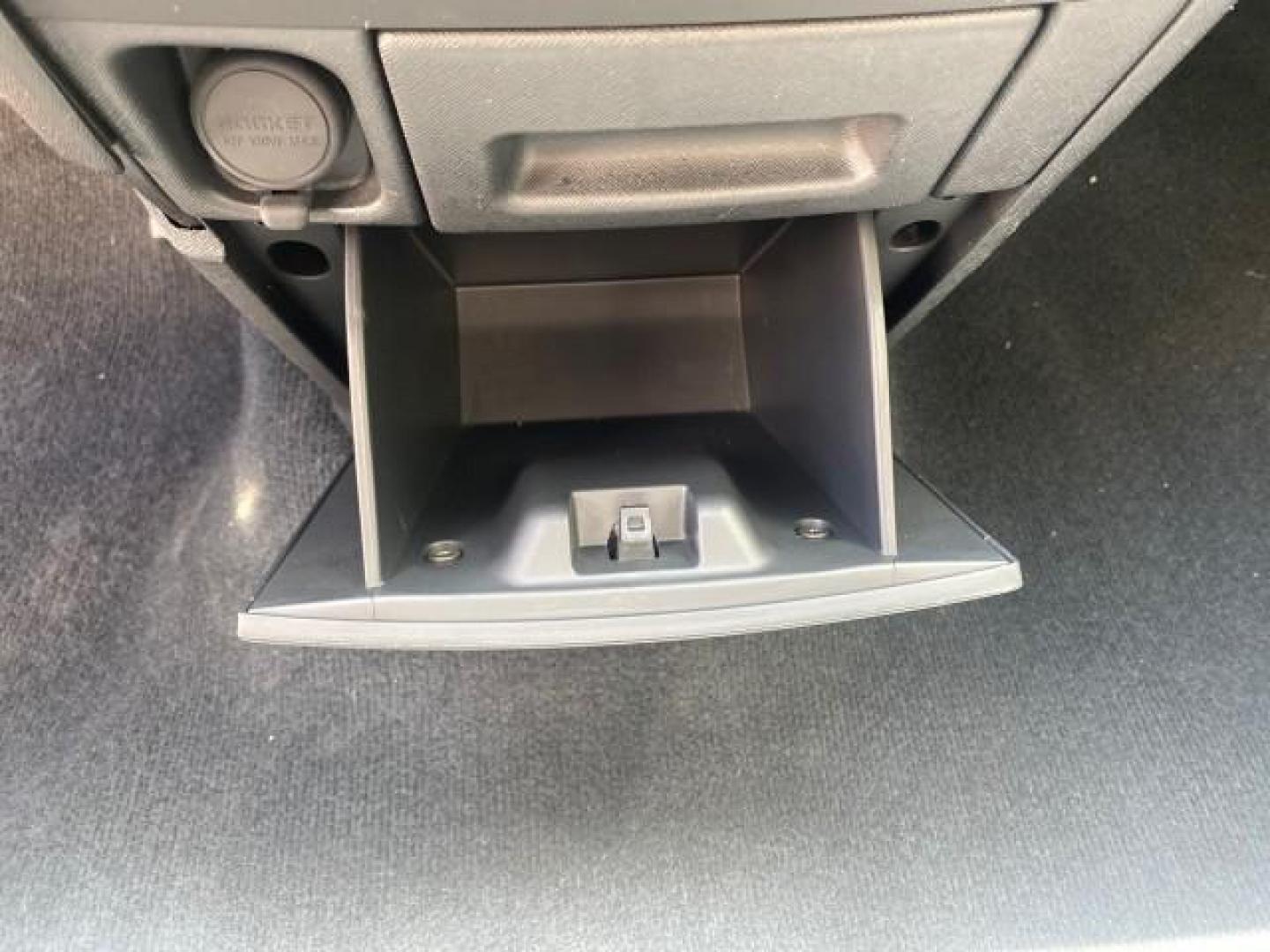 2005 Satin Silver Metallic /Black Honda CR-V AWD LX 1 OWNER LOW MILES 42,114 (SHSRD78595U) with an 2.4L DOHC MPFI 16-Valve i-VTEC I4 Engine engine, Automatic transmission, located at 4701 North Dixie Hwy, Pompano Beach, FL, 33064, (954) 422-2889, 26.240938, -80.123474 - OUR WEBPAGE FLORIDACARS1.COM HAS OVER 100 PHOTOS AND FREE CARFAX LINK 2005 HONDA CR-V LX VIN: SHSRD78595U324036 S H S R D 7 8 5 9 5 U 3 2 4 0 3 6 4 DOOR WAGON/SPORT UTILITY 2.4L I4 F DOHC GASOLINE ALL WHEEL DRIVE Top Features 4WD/AWD Cloth Seats Tow Hitch Basic Features ABS Brakes AM/FM Stereo Air C - Photo#58