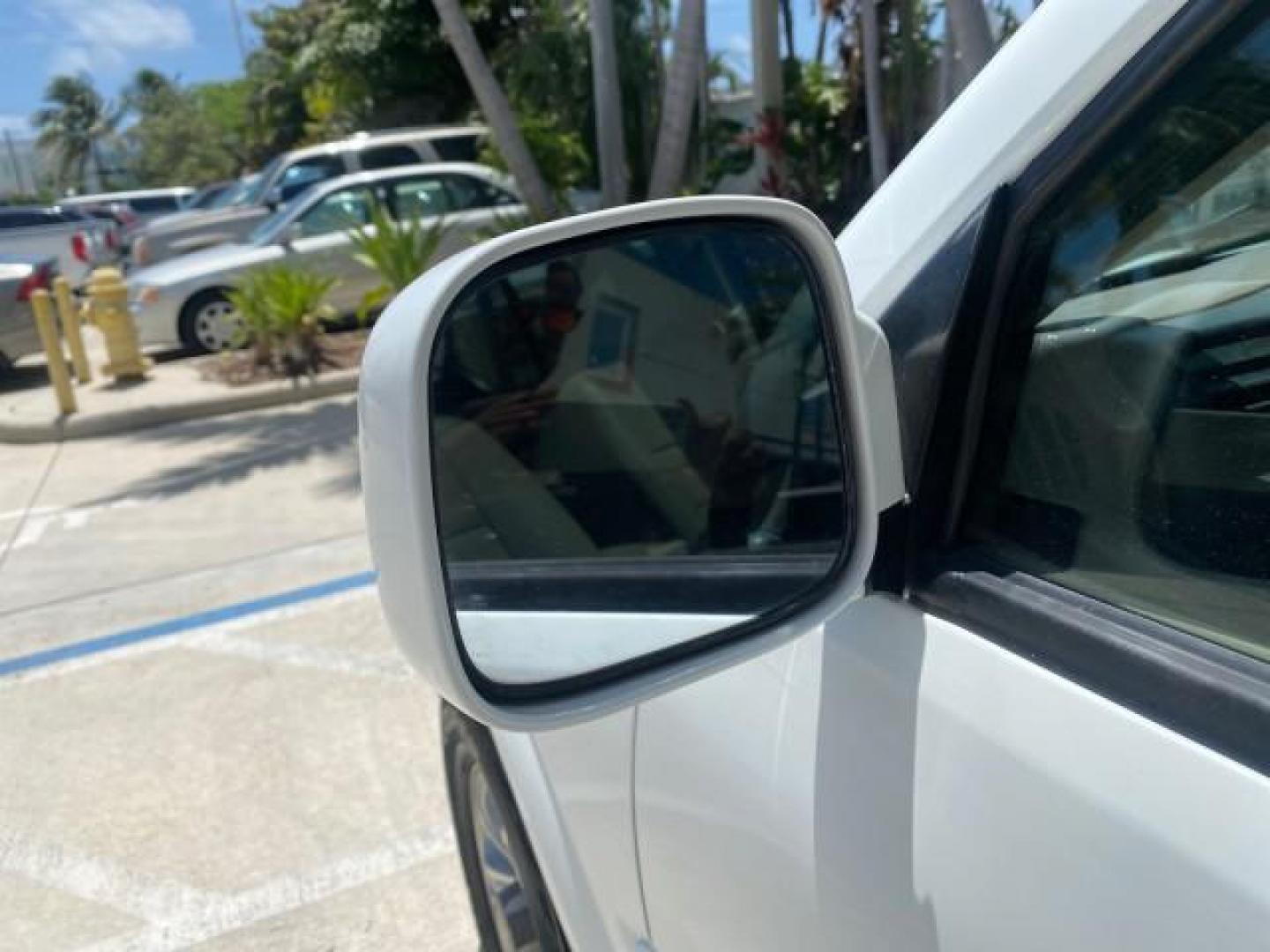 2001 Alpine White /Beige Isuzu Rodeo LSE LOW MILES 78,391 (4S2CK58W814) with an 3.2L DOHC MFI 24-Valve V6 Engine engine, Automatic transmission, located at 4701 North Dixie Hwy, Pompano Beach, FL, 33064, (954) 422-2889, 26.240938, -80.123474 - OUR WEBPAGE FLORIDACARS1.COM HAS OVER 100 PHOTOS AND FREE CARFAX LINK 2001 ISUZU RODEO LSE ROAD READY 3.2L V6 VIN: 4S2CK58W814310263 NO ACCIDENTS 4 DOOR WAGON/SPORT UTILITY NO RECALLS SUNROOF 3.2L DOHC V6 FLORIDA OWNER GASOLINE LOW MILES 78,876 REAR WHEEL DRIVE POWER LEATHER SEATS Approach Lights Cr - Photo#27