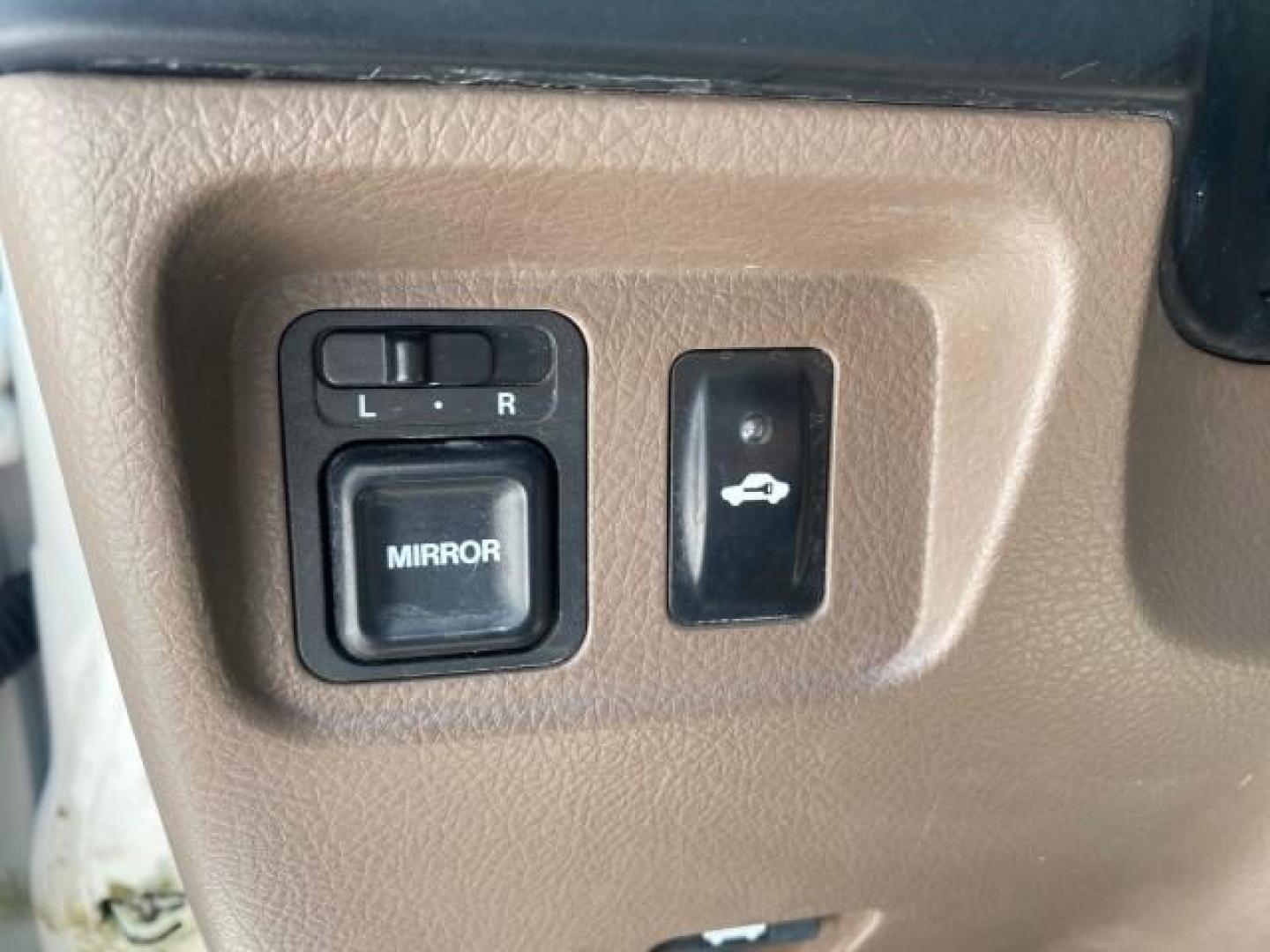 2001 Alpine White /Beige Isuzu Rodeo LSE LOW MILES 78,391 (4S2CK58W814) with an 3.2L DOHC MFI 24-Valve V6 Engine engine, Automatic transmission, located at 4701 North Dixie Hwy, Pompano Beach, FL, 33064, (954) 422-2889, 26.240938, -80.123474 - OUR WEBPAGE FLORIDACARS1.COM HAS OVER 100 PHOTOS AND FREE CARFAX LINK 2001 ISUZU RODEO LSE ROAD READY 3.2L V6 VIN: 4S2CK58W814310263 NO ACCIDENTS 4 DOOR WAGON/SPORT UTILITY NO RECALLS SUNROOF 3.2L DOHC V6 FLORIDA OWNER GASOLINE LOW MILES 78,876 REAR WHEEL DRIVE POWER LEATHER SEATS Approach Lights Cr - Photo#39