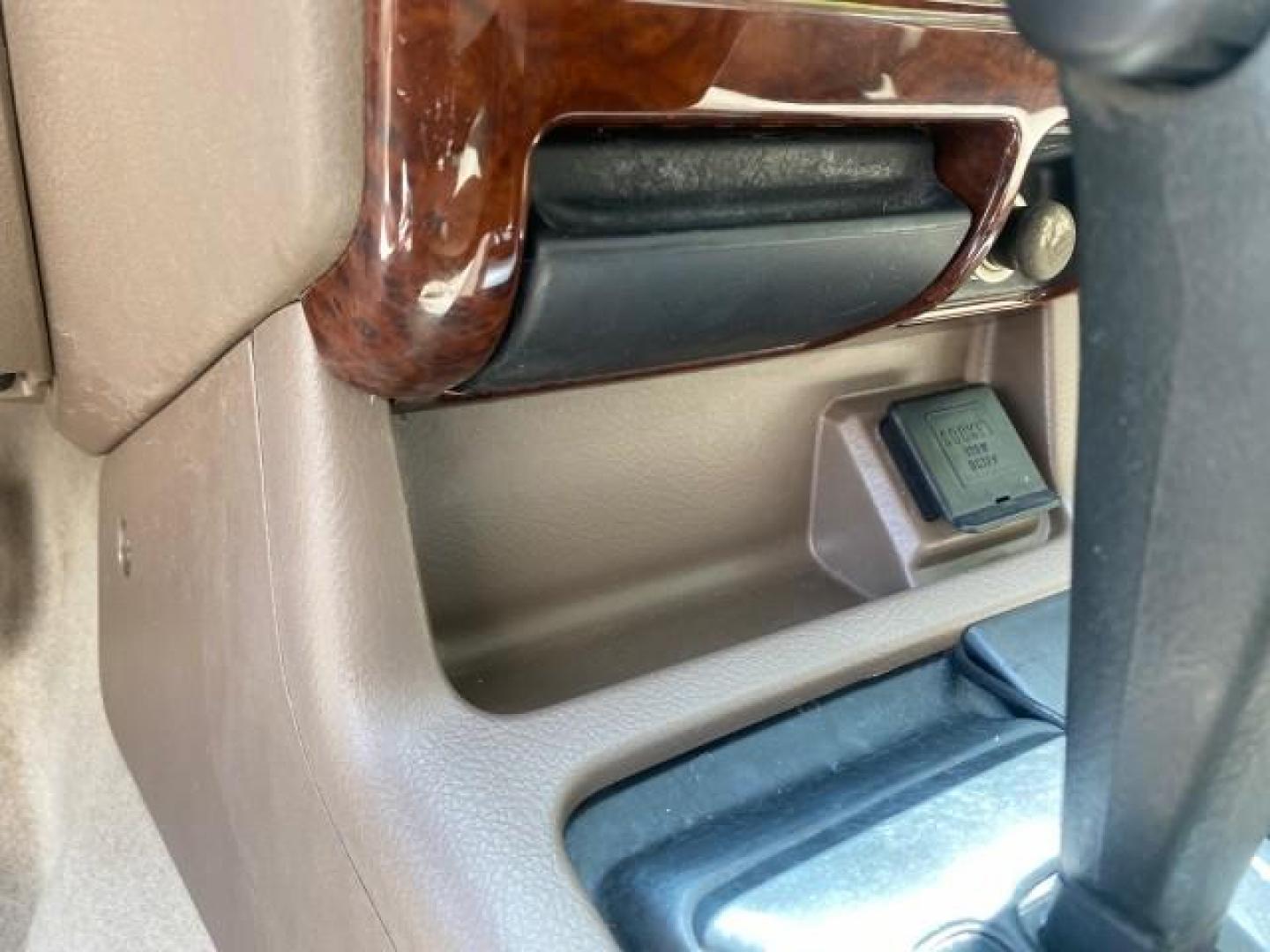 2001 Alpine White /Beige Isuzu Rodeo LSE LOW MILES 78,391 (4S2CK58W814) with an 3.2L DOHC MFI 24-Valve V6 Engine engine, Automatic transmission, located at 4701 North Dixie Hwy, Pompano Beach, FL, 33064, (954) 422-2889, 26.240938, -80.123474 - OUR WEBPAGE FLORIDACARS1.COM HAS OVER 100 PHOTOS AND FREE CARFAX LINK 2001 ISUZU RODEO LSE ROAD READY 3.2L V6 VIN: 4S2CK58W814310263 NO ACCIDENTS 4 DOOR WAGON/SPORT UTILITY NO RECALLS SUNROOF 3.2L DOHC V6 FLORIDA OWNER GASOLINE LOW MILES 78,876 REAR WHEEL DRIVE POWER LEATHER SEATS Approach Lights Cr - Photo#48