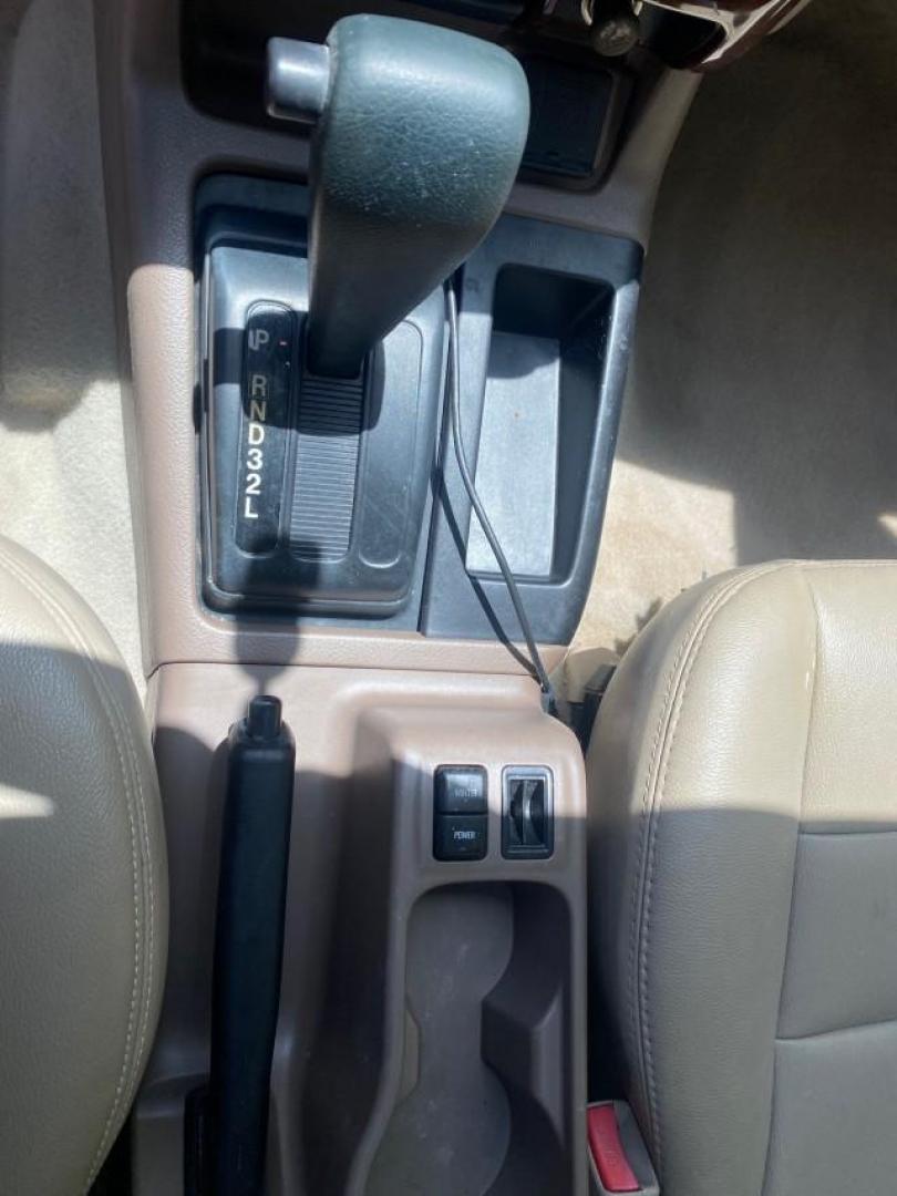 2001 Alpine White /Beige Isuzu Rodeo LSE LOW MILES 78,391 (4S2CK58W814) with an 3.2L DOHC MFI 24-Valve V6 Engine engine, Automatic transmission, located at 4701 North Dixie Hwy, Pompano Beach, FL, 33064, (954) 422-2889, 26.240938, -80.123474 - OUR WEBPAGE FLORIDACARS1.COM HAS OVER 100 PHOTOS AND FREE CARFAX LINK 2001 ISUZU RODEO LSE ROAD READY 3.2L V6 VIN: 4S2CK58W814310263 NO ACCIDENTS 4 DOOR WAGON/SPORT UTILITY NO RECALLS SUNROOF 3.2L DOHC V6 FLORIDA OWNER GASOLINE LOW MILES 78,876 REAR WHEEL DRIVE POWER LEATHER SEATS Approach Lights Cr - Photo#49