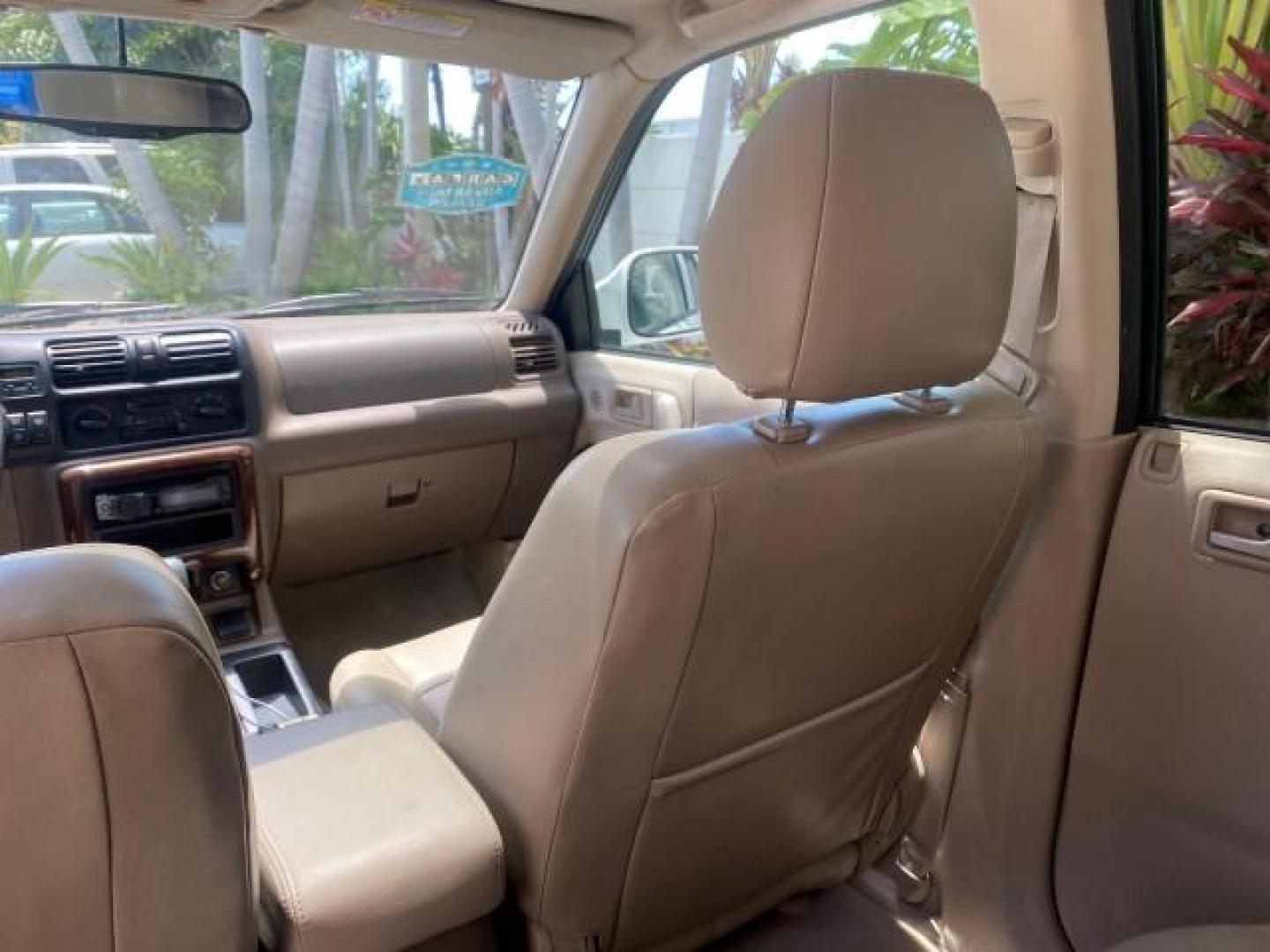 2001 Alpine White /Beige Isuzu Rodeo LSE LOW MILES 78,391 (4S2CK58W814) with an 3.2L DOHC MFI 24-Valve V6 Engine engine, Automatic transmission, located at 4701 North Dixie Hwy, Pompano Beach, FL, 33064, (954) 422-2889, 26.240938, -80.123474 - OUR WEBPAGE FLORIDACARS1.COM HAS OVER 100 PHOTOS AND FREE CARFAX LINK 2001 ISUZU RODEO LSE ROAD READY 3.2L V6 VIN: 4S2CK58W814310263 NO ACCIDENTS 4 DOOR WAGON/SPORT UTILITY NO RECALLS SUNROOF 3.2L DOHC V6 FLORIDA OWNER GASOLINE LOW MILES 78,876 REAR WHEEL DRIVE POWER LEATHER SEATS Approach Lights Cr - Photo#69