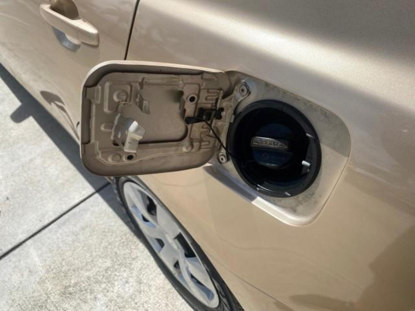 2010 Sandy Beach Metallic /Bisque Toyota Camry LE 1 OWNER LOW MILES 27,079 (4T1BF3EK1AU) with an 2.5L 4-Cyl Engine engine, Automatic transmission, located at 4701 North Dixie Hwy, Pompano Beach, FL, 33064, (954) 422-2889, 26.240938, -80.123474 - OUR WEBPAGE FLORIDACARS1.COM HAS OVER 100 PHOTOS AND FREE CARFAX LINK 2010 TOYOTA CAMRY LE WE WILL ADD NEW TIRES! VIN: 4T1BF3EK1AU533077 4 T 1 B F 3 E K 1 A U 5 3 3 0 7 7 SEDAN 4 DR 2.5L I4 F DOHC 16V 32 MPG GASOLINE FRONT WHEEL DRIVE Top Features Cloth Seats Basic Features ABS Brakes Auxiliary Audi - Photo#69