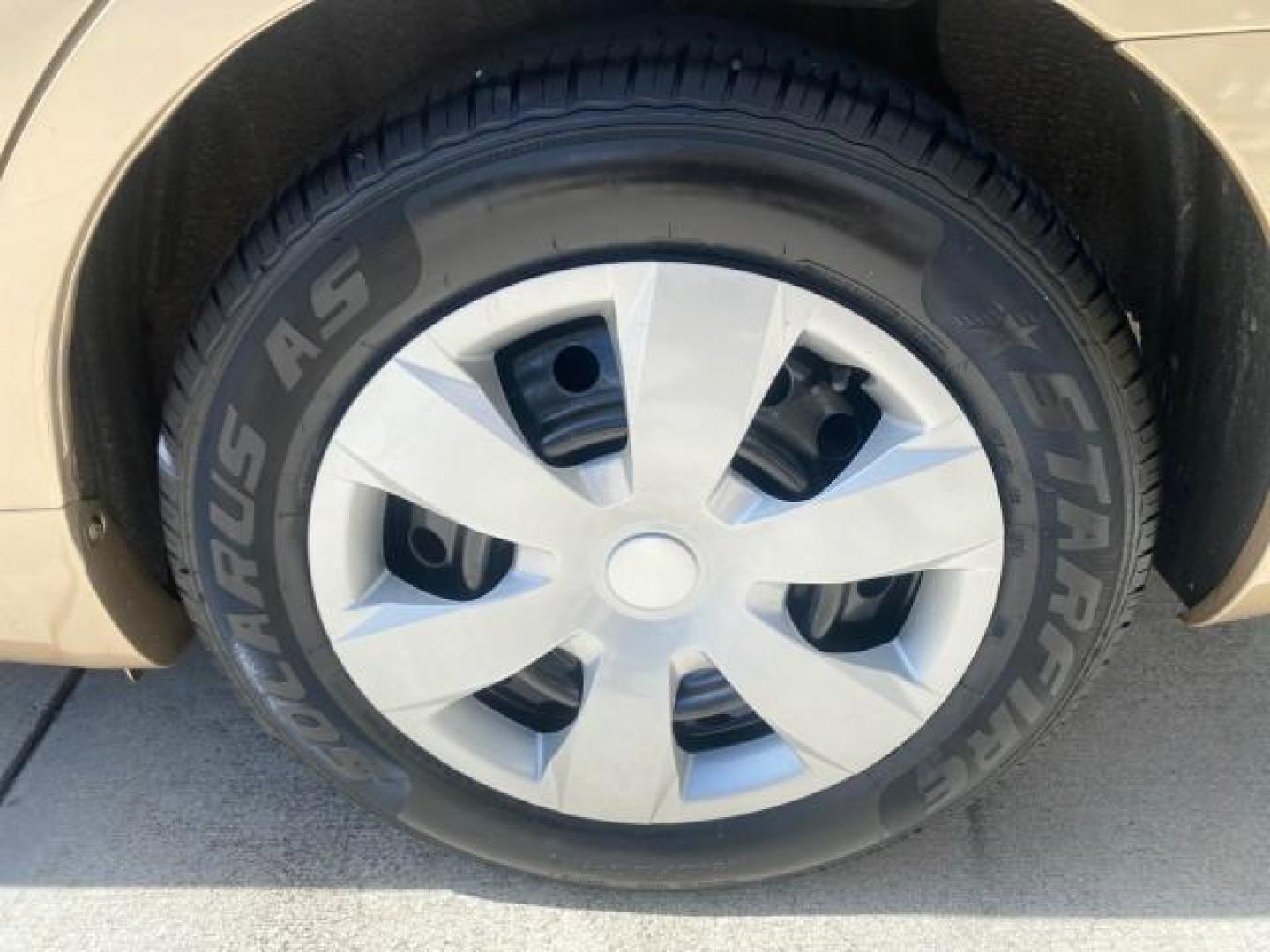 2010 Sandy Beach Metallic /Bisque Toyota Camry LE 1 OWNER LOW MILES 27,079 (4T1BF3EK1AU) with an 2.5L 4-Cyl Engine engine, Automatic transmission, located at 4701 North Dixie Hwy, Pompano Beach, FL, 33064, (954) 422-2889, 26.240938, -80.123474 - OUR WEBPAGE FLORIDACARS1.COM HAS OVER 100 PHOTOS AND FREE CARFAX LINK 2010 TOYOTA CAMRY LE WE WILL ADD NEW TIRES! VIN: 4T1BF3EK1AU533077 4 T 1 B F 3 E K 1 A U 5 3 3 0 7 7 SEDAN 4 DR 2.5L I4 F DOHC 16V 32 MPG GASOLINE FRONT WHEEL DRIVE Top Features Cloth Seats Basic Features ABS Brakes Auxiliary Audi - Photo#70