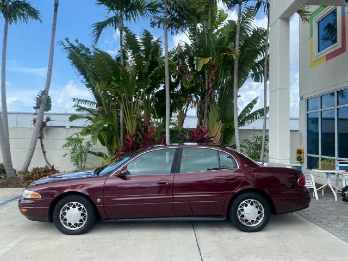 2003 Cabernet Red Metallic /Medium Gray Buick LeSabre Limited 1 OWNER FL LOW MILES 72,247 (1G4HR54KX3U) with an 3.8L 3800 V6 SFI Engine engine, Automatic transmission, located at 4701 North Dixie Hwy, Pompano Beach, FL, 33064, (954) 422-2889, 26.240938, -80.123474 - OUR WEBPAGE FLORIDACARS1.COM HAS OVER 100 PHOTOS AND FREE CARFAX LINK 2003 BUICK LESABRE LIMITED $ 31,795 NEW VIN: 1G4HR54KX3U187919 1 G 4 H R 5 4 K X 3 U 1 8 7 9 1 9 SEDAN 4 DR 3.8L V6 F 12V GASOLINE 29 MPG FRONT WHEEL DRIVE Top Features Alloy Wheels Front Seat Heaters Leather Seats Rear Seat Heate - Photo#4
