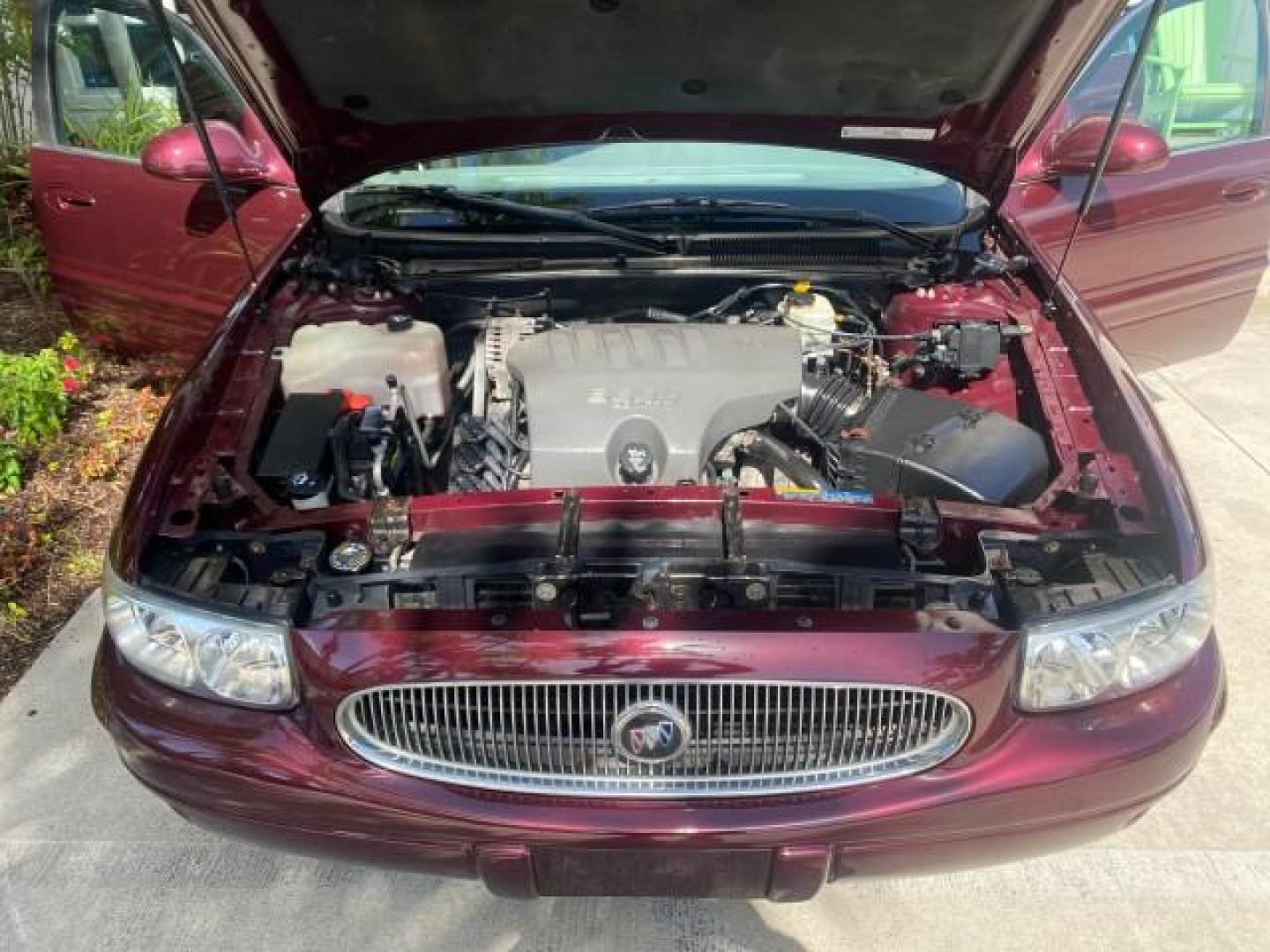 2003 Cabernet Red Metallic /Medium Gray Buick LeSabre Limited 1 OWNER FL LOW MILES 72,247 (1G4HR54KX3U) with an 3.8L 3800 V6 SFI Engine engine, Automatic transmission, located at 4701 North Dixie Hwy, Pompano Beach, FL, 33064, (954) 422-2889, 26.240938, -80.123474 - OUR WEBPAGE FLORIDACARS1.COM HAS OVER 100 PHOTOS AND FREE CARFAX LINK 2003 BUICK LESABRE LIMITED $ 31,795 NEW VIN: 1G4HR54KX3U187919 1 G 4 H R 5 4 K X 3 U 1 8 7 9 1 9 SEDAN 4 DR 3.8L V6 F 12V GASOLINE 29 MPG FRONT WHEEL DRIVE Top Features Alloy Wheels Front Seat Heaters Leather Seats Rear Seat Heate - Photo#17