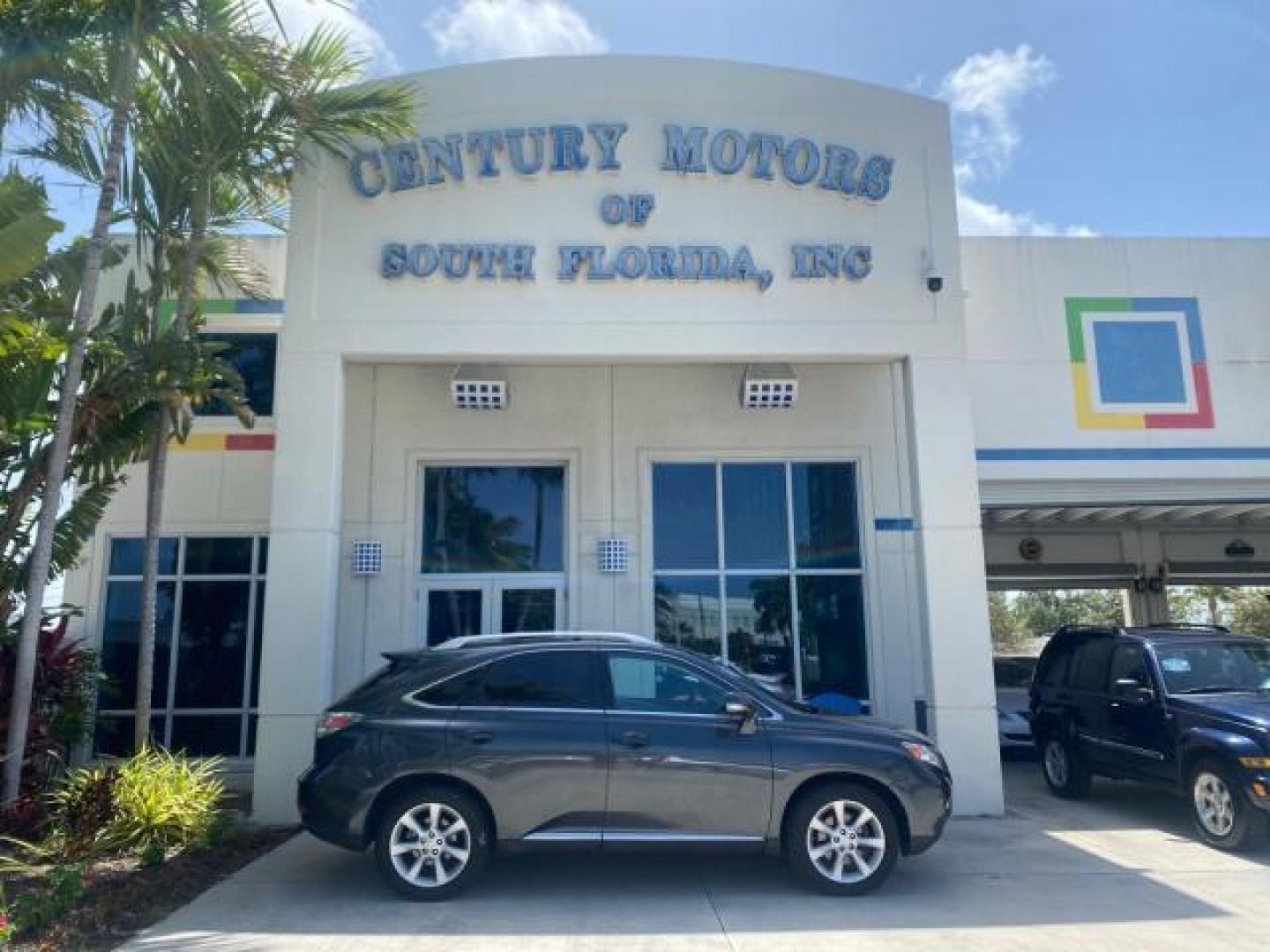 2010 Smoky Granite Mica /Light Gray Lexus RX 350 1 OWNER FL LOW MILES 86,864 (2T2ZK1BA2AC) with an 3.5L DOHC SFI 24-Valve V6 Engine engine, Automatic transmission, located at 4701 North Dixie Hwy, Pompano Beach, FL, 33064, (954) 422-2889, 26.240938, -80.123474 - OUR WEBPAGE FLORIDACARS1.COM HAS OVER 100 PHOTOS AND FREE CARFAX LINK 2010 LEXUS RX 350 VIN: 2T2ZK1BA2AC032402 2 T 2 Z K 1 B A 2 A C 0 3 2 4 0 2 4 DOOR WAGON/SPORT UTILITY 3.5L V6 F DOHC 24V GASOLINE Top Features Alloy Wheels Parking Sensors Bluetooth Technology Power Hatch/Deck Lid Front Seat Heate - Photo#0