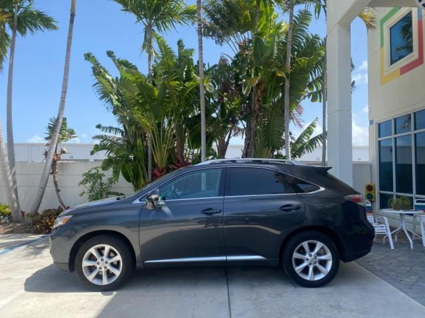 2010 Smoky Granite Mica /Light Gray Lexus RX 350 1 OWNER FL LOW MILES 86,864 (2T2ZK1BA2AC) with an 3.5L DOHC SFI 24-Valve V6 Engine engine, Automatic transmission, located at 4701 North Dixie Hwy, Pompano Beach, FL, 33064, (954) 422-2889, 26.240938, -80.123474 - OUR WEBPAGE FLORIDACARS1.COM HAS OVER 100 PHOTOS AND FREE CARFAX LINK 2010 LEXUS RX 350 VIN: 2T2ZK1BA2AC032402 2 T 2 Z K 1 B A 2 A C 0 3 2 4 0 2 4 DOOR WAGON/SPORT UTILITY 3.5L V6 F DOHC 24V GASOLINE Top Features Alloy Wheels Parking Sensors Bluetooth Technology Power Hatch/Deck Lid Front Seat Heate - Photo#4