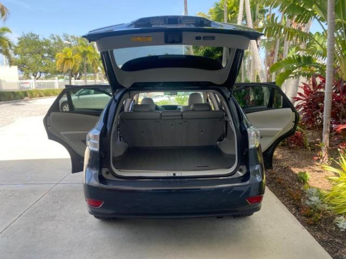 2010 Smoky Granite Mica /Light Gray Lexus RX 350 1 OWNER FL LOW MILES 86,864 (2T2ZK1BA2AC) with an 3.5L DOHC SFI 24-Valve V6 Engine engine, Automatic transmission, located at 4701 North Dixie Hwy, Pompano Beach, FL, 33064, (954) 422-2889, 26.240938, -80.123474 - OUR WEBPAGE FLORIDACARS1.COM HAS OVER 100 PHOTOS AND FREE CARFAX LINK 2010 LEXUS RX 350 VIN: 2T2ZK1BA2AC032402 2 T 2 Z K 1 B A 2 A C 0 3 2 4 0 2 4 DOOR WAGON/SPORT UTILITY 3.5L V6 F DOHC 24V GASOLINE Top Features Alloy Wheels Parking Sensors Bluetooth Technology Power Hatch/Deck Lid Front Seat Heate - Photo#15