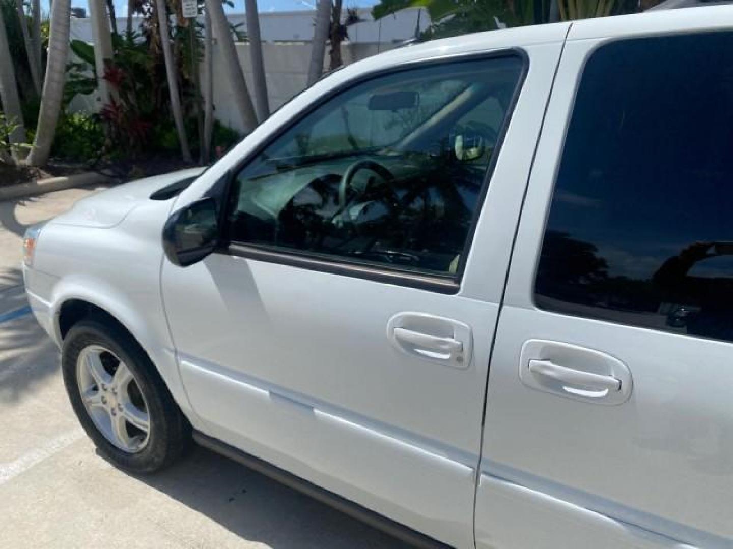 2005 Summit White /Neutral Chevrolet Uplander 1 OWNER LS LOW MILES 30,731 (1GNDV23L85D) with an 3.5L 3500 V6 SFI Engine engine, Automatic transmission, located at 4701 North Dixie Hwy, Pompano Beach, FL, 33064, (954) 422-2889, 26.240938, -80.123474 - OUR WEBPAGE FLORIDACARS1.COM HAS OVER 100 PHOTOS AND FREE CARFAX LINK 2005 CHEVROLET UPLANDER LS VIN: 1GNDV23L85D243888 1 G N D V 2 3 L 8 5 D 2 4 3 8 8 8 VAN 3.5L I6 F GASOLINE FRONT WHEEL DRIVE Top Features Alloy Wheels Leatherette and Cloth Parking Sensors Quad Seats Rear Air Conditioning Rear E - Photo#27