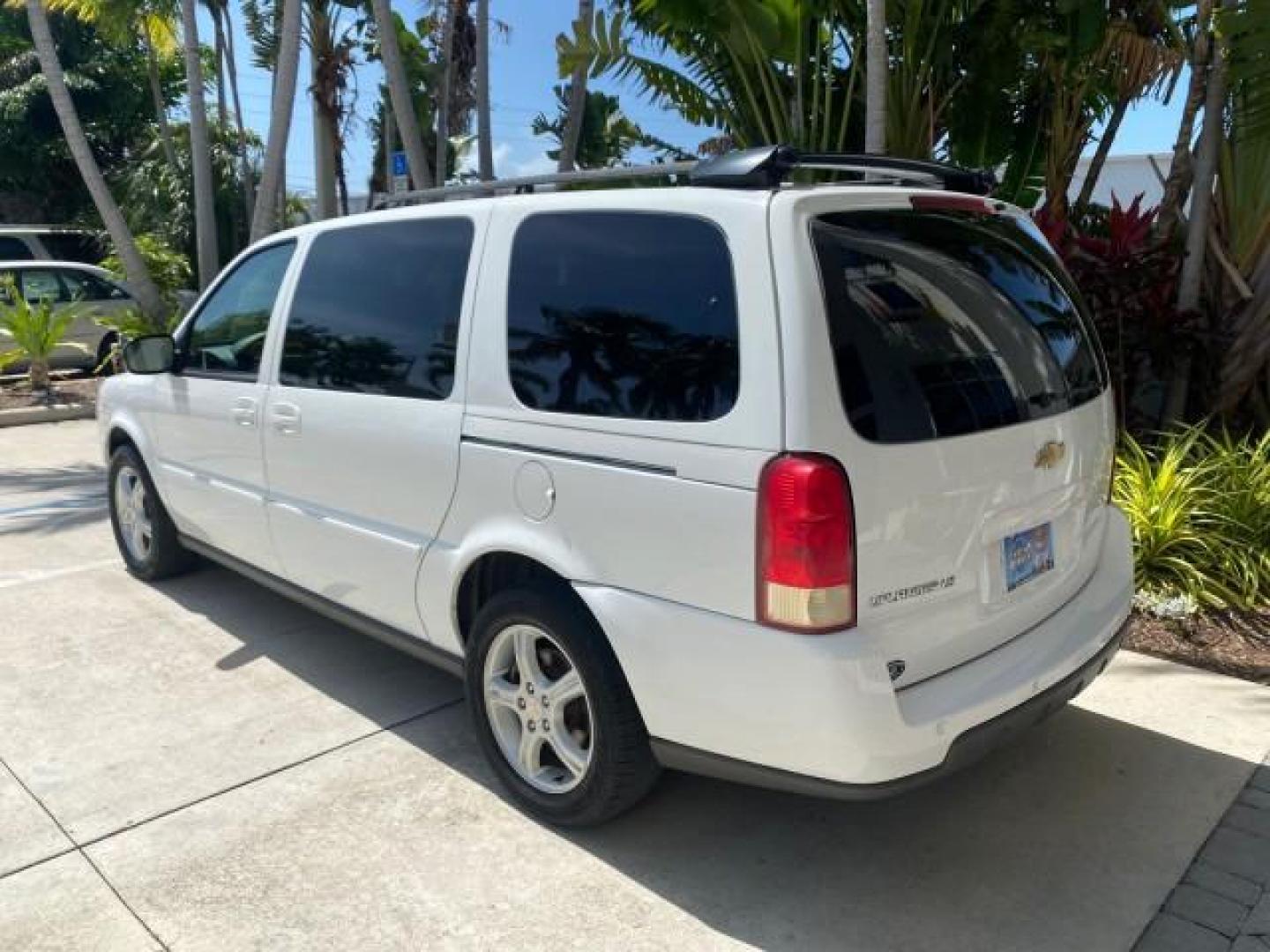 2005 Summit White /Neutral Chevrolet Uplander 1 OWNER LS LOW MILES 30,731 (1GNDV23L85D) with an 3.5L 3500 V6 SFI Engine engine, Automatic transmission, located at 4701 North Dixie Hwy, Pompano Beach, FL, 33064, (954) 422-2889, 26.240938, -80.123474 - OUR WEBPAGE FLORIDACARS1.COM HAS OVER 100 PHOTOS AND FREE CARFAX LINK 2005 CHEVROLET UPLANDER LS VIN: 1GNDV23L85D243888 1 G N D V 2 3 L 8 5 D 2 4 3 8 8 8 VAN 3.5L I6 F GASOLINE FRONT WHEEL DRIVE Top Features Alloy Wheels Leatherette and Cloth Parking Sensors Quad Seats Rear Air Conditioning Rear E - Photo#81