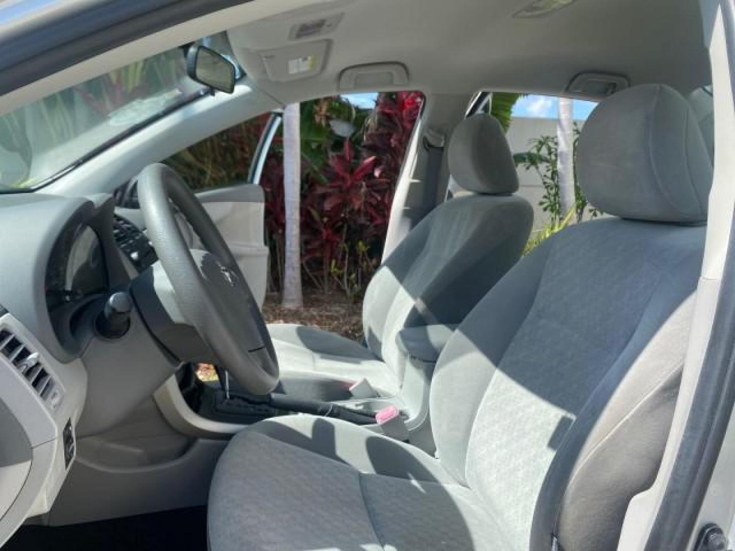 2009 Super White /Ash Toyota Corolla LE 1 OWNER LOW MILES 27,181 (JTDBL40E79J) with an 1.8L DOHC SFI 16-Valve VVT-i 4-Cyl Engine engine, Automatic transmission, located at 4701 North Dixie Hwy, Pompano Beach, FL, 33064, (954) 422-2889, 26.240938, -80.123474 - OUR WEBPAGE FLORIDACARS1.COM HAS OVER 100 PHOTOS AND FREE CARFAX LINK 2009 TOYOTA COROLLA LE VIN: JTDBL40E79J022099 J T D B L 4 0 E 7 9 J 0 2 2 0 9 9 SEDAN 4 DR 1.8L I4 F DOHC 16V 35 MPG GASOLINE FRONT WHEEL DRIVE Top Features Cloth Seats Basic Features ABS Brakes AM/FM Stereo Air Conditioning Autom - Photo#10