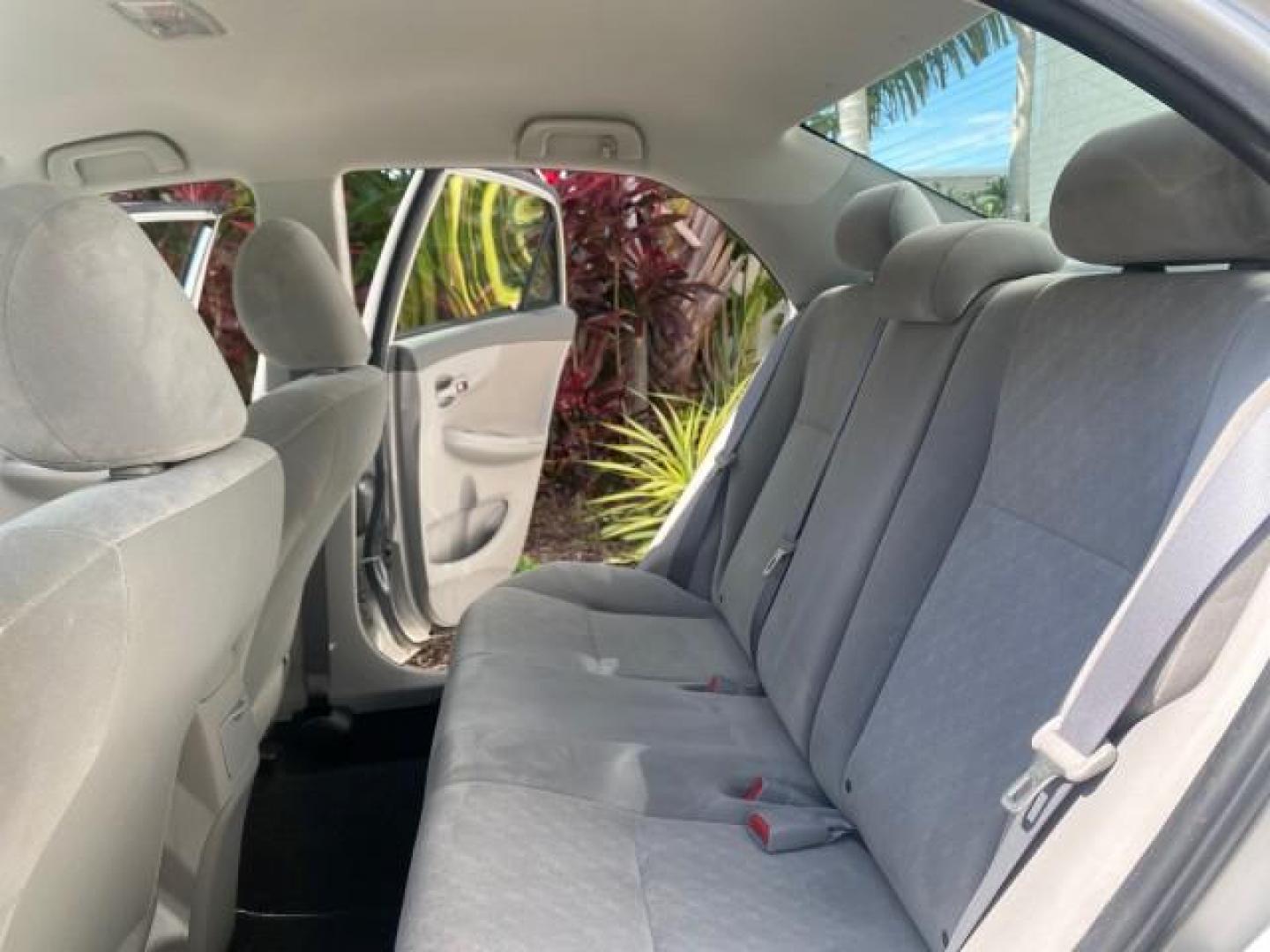 2009 Super White /Ash Toyota Corolla LE 1 OWNER LOW MILES 27,181 (JTDBL40E79J) with an 1.8L DOHC SFI 16-Valve VVT-i 4-Cyl Engine engine, Automatic transmission, located at 4701 North Dixie Hwy, Pompano Beach, FL, 33064, (954) 422-2889, 26.240938, -80.123474 - OUR WEBPAGE FLORIDACARS1.COM HAS OVER 100 PHOTOS AND FREE CARFAX LINK 2009 TOYOTA COROLLA LE VIN: JTDBL40E79J022099 J T D B L 4 0 E 7 9 J 0 2 2 0 9 9 SEDAN 4 DR 1.8L I4 F DOHC 16V 35 MPG GASOLINE FRONT WHEEL DRIVE Top Features Cloth Seats Basic Features ABS Brakes AM/FM Stereo Air Conditioning Autom - Photo#14