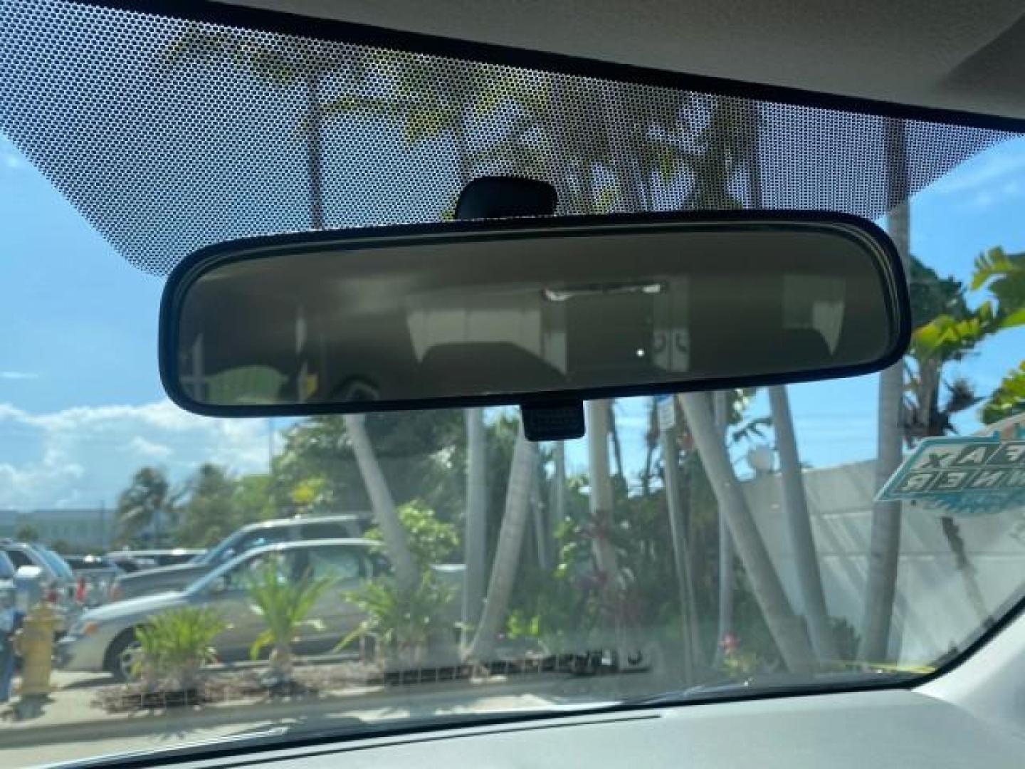 2009 Super White /Ash Toyota Corolla LE 1 OWNER LOW MILES 27,181 (JTDBL40E79J) with an 1.8L DOHC SFI 16-Valve VVT-i 4-Cyl Engine engine, Automatic transmission, located at 4701 North Dixie Hwy, Pompano Beach, FL, 33064, (954) 422-2889, 26.240938, -80.123474 - OUR WEBPAGE FLORIDACARS1.COM HAS OVER 100 PHOTOS AND FREE CARFAX LINK 2009 TOYOTA COROLLA LE VIN: JTDBL40E79J022099 J T D B L 4 0 E 7 9 J 0 2 2 0 9 9 SEDAN 4 DR 1.8L I4 F DOHC 16V 35 MPG GASOLINE FRONT WHEEL DRIVE Top Features Cloth Seats Basic Features ABS Brakes AM/FM Stereo Air Conditioning Autom - Photo#49