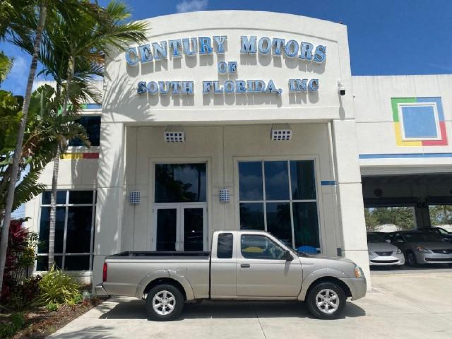 2004 Radiant Silver Metallic /Gray Nissan Frontier 2WD XE LOW MILES 70,508 (1N6DD26T74C) with an 2.4L DOHC SMPI 16-Valve 4-Cyl Engine engine, Manual transmission, located at 4701 North Dixie Hwy, Pompano Beach, FL, 33064, (954) 422-2889, 26.240938, -80.123474 - OUR WEBPAGE FLORIDACARS1.COM HAS OVER 100 PHOTOS AND FREE CARFAX LINK 2004 NISSAN FRONTIER VIN: 1N6DD26T74C451236 CLUB CAB PICKUP 2.4L I4 F DOHC 16V GASOLINE REAR WHEEL DRIVE Top Features Bed Liner Cloth Seats Basic Features ABS Brakes AM/FM Stereo Air Conditioning CD Audio Manual Transmission Power - Photo#0