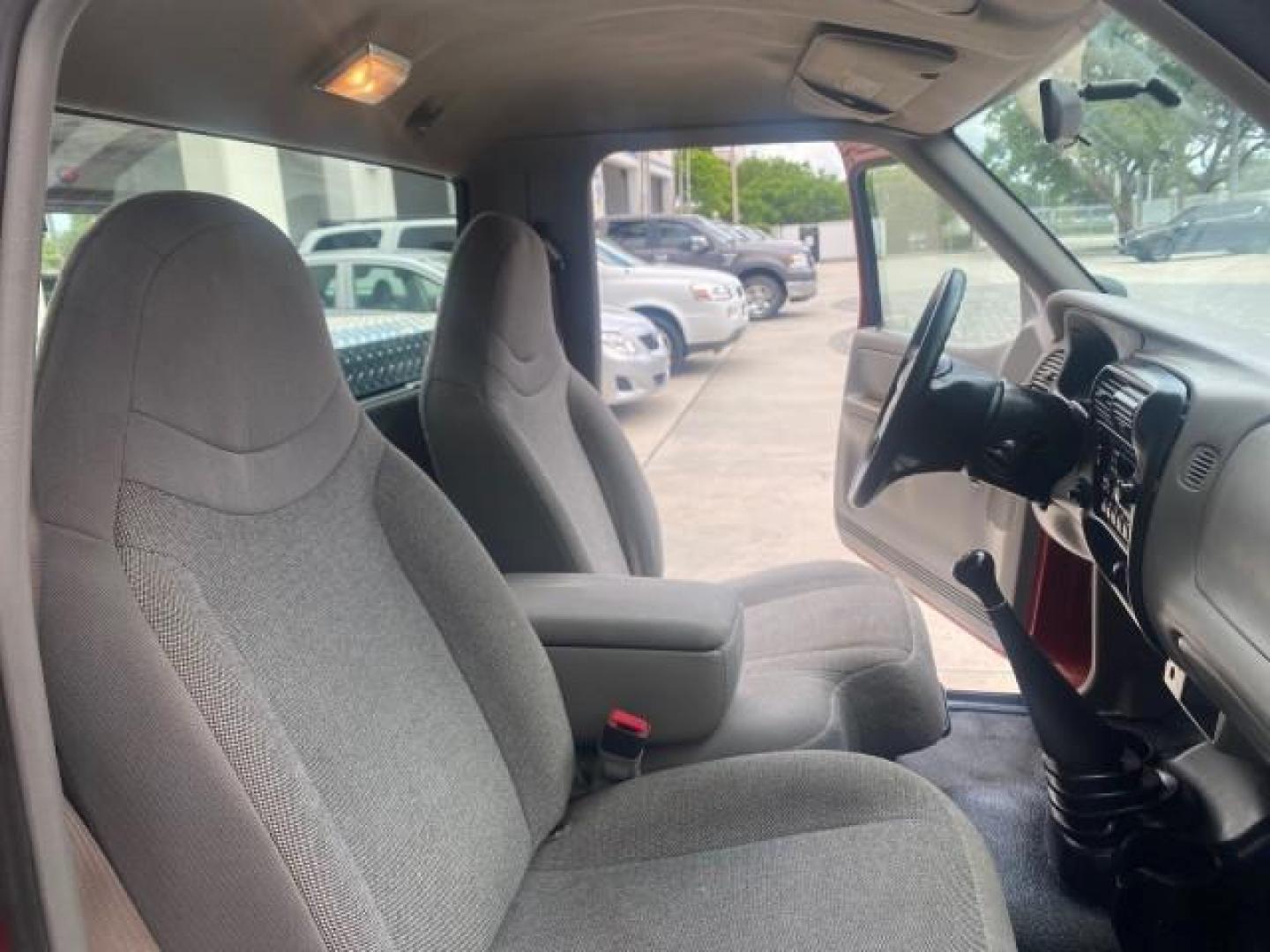 2000 Bright Red /Medium Graphite Ford Ranger XL LOW MILES 68,660 5 SPD (1FTYR10C5YT) with an 2.5L SOHC SEFI 4-Cyl Engine engine, Manual transmission, located at 4701 North Dixie Hwy, Pompano Beach, FL, 33064, (954) 422-2889, 26.240938, -80.123474 - OUR WEBPAGE FLORIDACARS1.COM HAS OVER 100 PHOTOS AND FREE CARFAX LINK 2000 FORD RANGER XL VIN: 1FTYR10C5YTB43464 1 F T Y R 1 0 C 5 Y T B 4 3 4 6 4 PICKUP 2.5L I4 F SOHC 8V GASOLINE REAR WHEEL DRIVE Top Features Bed Liner Cloth Seats Tow Hitch Vinyl Seats Basic Features ABS Brakes AM/FM Stereo CD Aud - Photo#12
