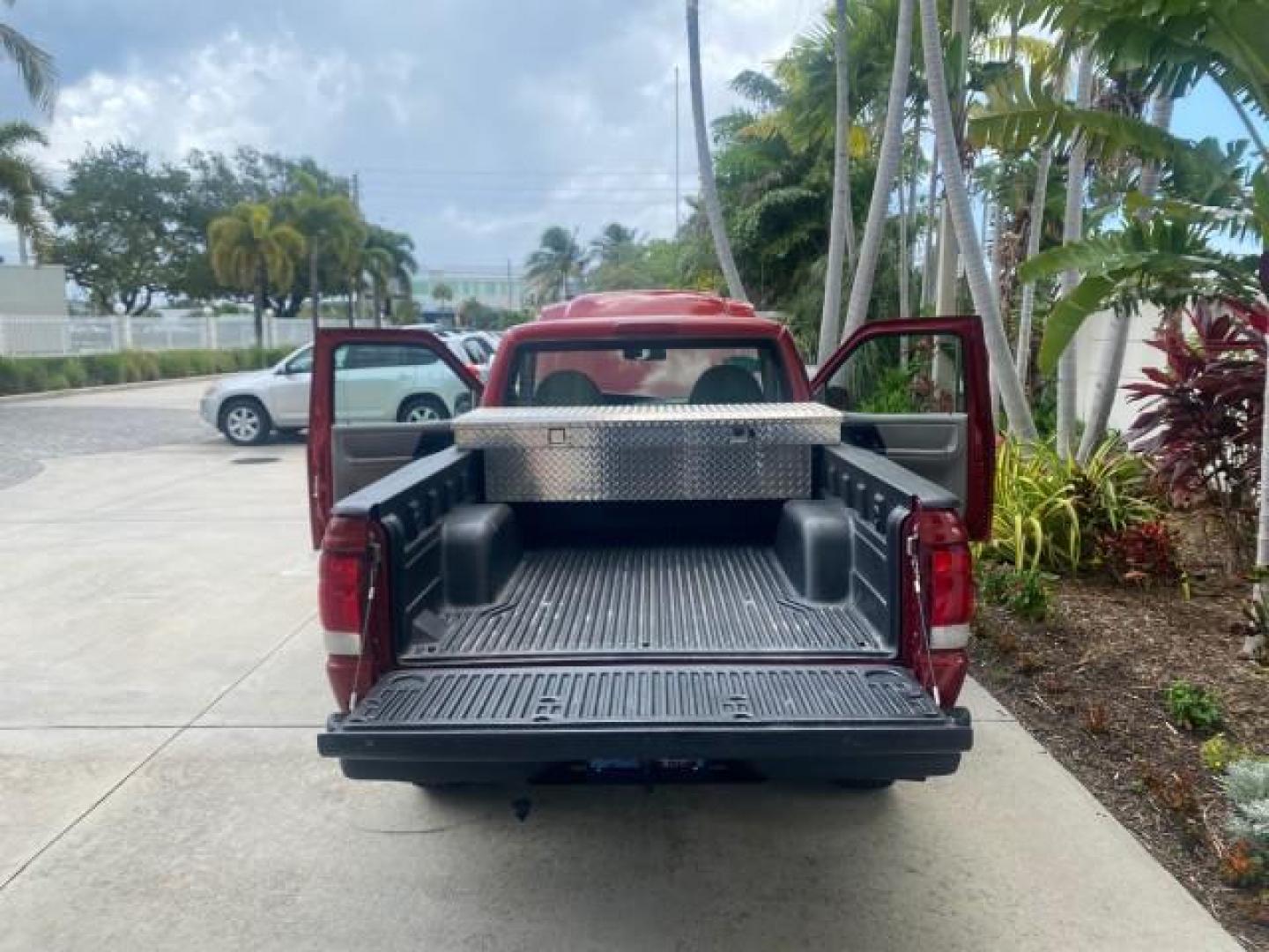 2000 Bright Red /Medium Graphite Ford Ranger XL LOW MILES 68,660 5 SPD (1FTYR10C5YT) with an 2.5L SOHC SEFI 4-Cyl Engine engine, Manual transmission, located at 4701 North Dixie Hwy, Pompano Beach, FL, 33064, (954) 422-2889, 26.240938, -80.123474 - OUR WEBPAGE FLORIDACARS1.COM HAS OVER 100 PHOTOS AND FREE CARFAX LINK 2000 FORD RANGER XL VIN: 1FTYR10C5YTB43464 1 F T Y R 1 0 C 5 Y T B 4 3 4 6 4 PICKUP 2.5L I4 F SOHC 8V GASOLINE REAR WHEEL DRIVE Top Features Bed Liner Cloth Seats Tow Hitch Vinyl Seats Basic Features ABS Brakes AM/FM Stereo CD Aud - Photo#15