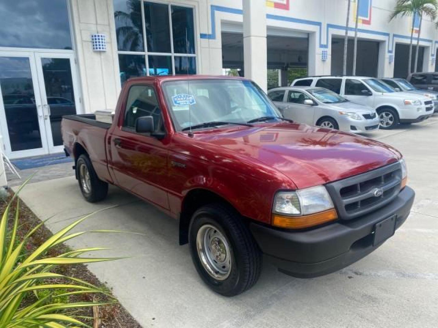 2000 Bright Red /Medium Graphite Ford Ranger XL LOW MILES 68,660 5 SPD (1FTYR10C5YT) with an 2.5L SOHC SEFI 4-Cyl Engine engine, Manual transmission, located at 4701 North Dixie Hwy, Pompano Beach, FL, 33064, (954) 422-2889, 26.240938, -80.123474 - OUR WEBPAGE FLORIDACARS1.COM HAS OVER 100 PHOTOS AND FREE CARFAX LINK 2000 FORD RANGER XL VIN: 1FTYR10C5YTB43464 1 F T Y R 1 0 C 5 Y T B 4 3 4 6 4 PICKUP 2.5L I4 F SOHC 8V GASOLINE REAR WHEEL DRIVE Top Features Bed Liner Cloth Seats Tow Hitch Vinyl Seats Basic Features ABS Brakes AM/FM Stereo CD Aud - Photo#24