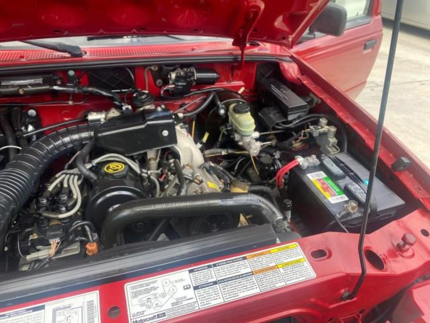 2000 Bright Red /Medium Graphite Ford Ranger XL LOW MILES 68,660 5 SPD (1FTYR10C5YT) with an 2.5L SOHC SEFI 4-Cyl Engine engine, Manual transmission, located at 4701 North Dixie Hwy, Pompano Beach, FL, 33064, (954) 422-2889, 26.240938, -80.123474 - OUR WEBPAGE FLORIDACARS1.COM HAS OVER 100 PHOTOS AND FREE CARFAX LINK 2000 FORD RANGER XL VIN: 1FTYR10C5YTB43464 1 F T Y R 1 0 C 5 Y T B 4 3 4 6 4 PICKUP 2.5L I4 F SOHC 8V GASOLINE REAR WHEEL DRIVE Top Features Bed Liner Cloth Seats Tow Hitch Vinyl Seats Basic Features ABS Brakes AM/FM Stereo CD Aud - Photo#26