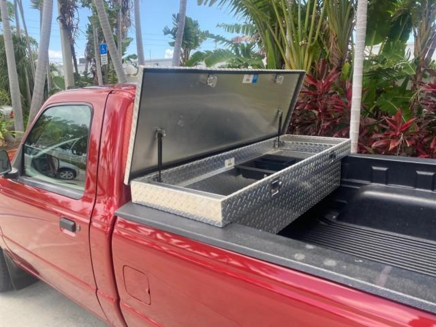 2000 Bright Red /Medium Graphite Ford Ranger XL LOW MILES 68,660 5 SPD (1FTYR10C5YT) with an 2.5L SOHC SEFI 4-Cyl Engine engine, Manual transmission, located at 4701 North Dixie Hwy, Pompano Beach, FL, 33064, (954) 422-2889, 26.240938, -80.123474 - OUR WEBPAGE FLORIDACARS1.COM HAS OVER 100 PHOTOS AND FREE CARFAX LINK 2000 FORD RANGER XL VIN: 1FTYR10C5YTB43464 1 F T Y R 1 0 C 5 Y T B 4 3 4 6 4 PICKUP 2.5L I4 F SOHC 8V GASOLINE REAR WHEEL DRIVE Top Features Bed Liner Cloth Seats Tow Hitch Vinyl Seats Basic Features ABS Brakes AM/FM Stereo CD Aud - Photo#72
