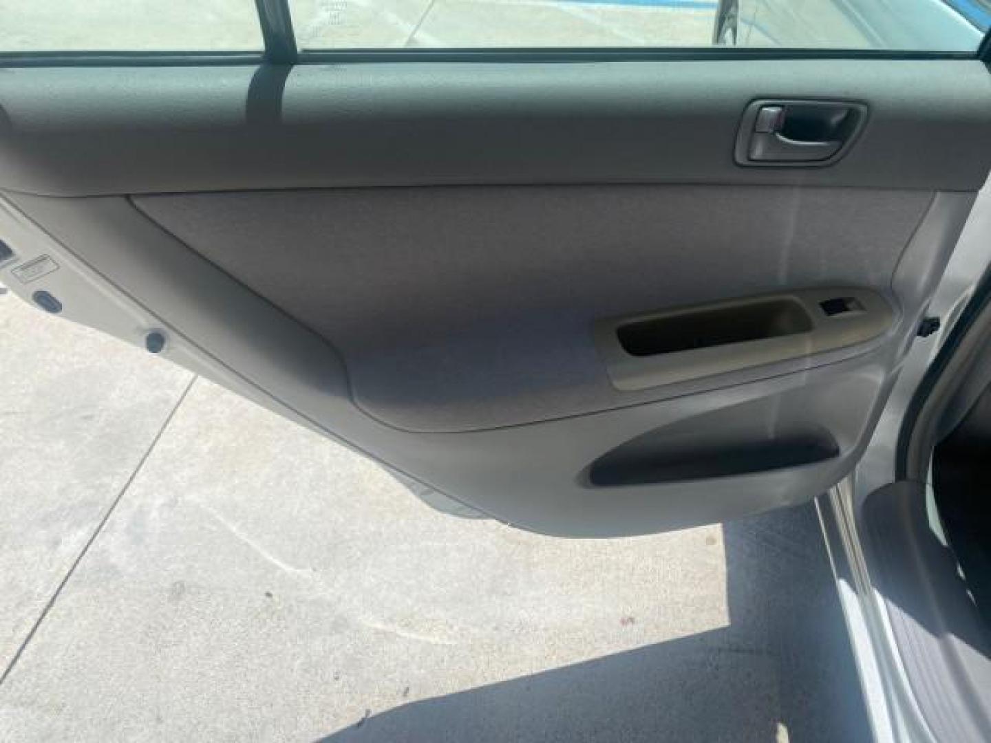 2003 Phantom Gray Pearl /Stone Toyota Camry LE 1 OWNER LOW MILES 68,159 (4T1BE32K23U) with an 2.4L DOHC Vvti 16-Valve 4-Cyl Engine engine, Automatic transmission, located at 4701 North Dixie Hwy, Pompano Beach, FL, 33064, (954) 422-2889, 26.240938, -80.123474 - OUR WEBPAGE FLORIDACARS1.COM HAS OVER 100 PHOTOS AND FREE CARFAX LINK 2003 TOYOTA CAMRY LE VIN: 4T1BE32K23U150498 4 T 1 B E 3 2 K 2 3 U 1 5 0 4 9 8 SEDAN 4 DR 2.4L I4 F DOHC 16V GASOLINE FRONT WHEEL DRIVE Top Features Cloth Seats Basic Features ABS Brakes Automatic Transmission Power Locks Power Win - Photo#63