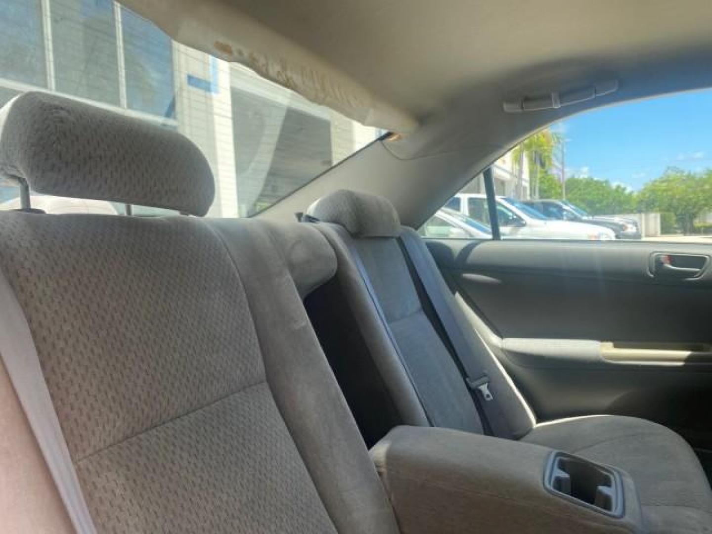 2003 Phantom Gray Pearl /Stone Toyota Camry LE 1 OWNER LOW MILES 68,159 (4T1BE32K23U) with an 2.4L DOHC Vvti 16-Valve 4-Cyl Engine engine, Automatic transmission, located at 4701 North Dixie Hwy, Pompano Beach, FL, 33064, (954) 422-2889, 26.240938, -80.123474 - OUR WEBPAGE FLORIDACARS1.COM HAS OVER 100 PHOTOS AND FREE CARFAX LINK 2003 TOYOTA CAMRY LE VIN: 4T1BE32K23U150498 4 T 1 B E 3 2 K 2 3 U 1 5 0 4 9 8 SEDAN 4 DR 2.4L I4 F DOHC 16V GASOLINE FRONT WHEEL DRIVE Top Features Cloth Seats Basic Features ABS Brakes Automatic Transmission Power Locks Power Win - Photo#89