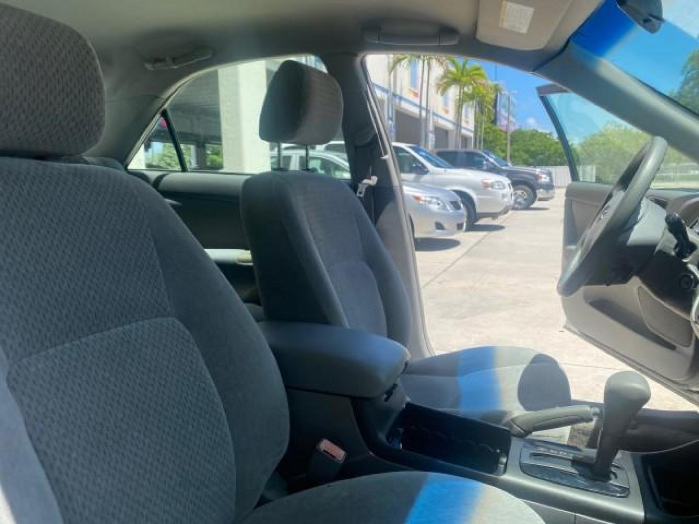 2003 Phantom Gray Pearl /Stone Toyota Camry LE 1 OWNER LOW MILES 68,159 (4T1BE32K23U) with an 2.4L DOHC Vvti 16-Valve 4-Cyl Engine engine, Automatic transmission, located at 4701 North Dixie Hwy, Pompano Beach, FL, 33064, (954) 422-2889, 26.240938, -80.123474 - OUR WEBPAGE FLORIDACARS1.COM HAS OVER 100 PHOTOS AND FREE CARFAX LINK 2003 TOYOTA CAMRY LE VIN: 4T1BE32K23U150498 4 T 1 B E 3 2 K 2 3 U 1 5 0 4 9 8 SEDAN 4 DR 2.4L I4 F DOHC 16V GASOLINE FRONT WHEEL DRIVE Top Features Cloth Seats Basic Features ABS Brakes Automatic Transmission Power Locks Power Win - Photo#99