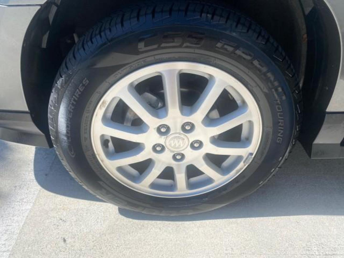2005 Platinum Metallic /Gray Buick Rendezvous LOW MILES 81,783 3RD ROW (3G5DA03E15S) with an 3.4L 3400 V6 SFI Engine engine, Automatic transmission, located at 4701 North Dixie Hwy, Pompano Beach, FL, 33064, (954) 422-2889, 26.240938, -80.123474 - OUR WEBPAGE FLORIDACARS1.COM HAS OVER 100 PHOTOS AND FREE CARFAX LINK 2005 BUICK RENDEZVOUS CX VIN: 3G5DA03E15S512878 3 G 5 D A 0 3 E 1 5 S 5 1 2 8 7 8 4 DOOR WAGON/SPORT UTILITY 3.4L V6 F GASOLINE FRONT WHEEL DRIVE Top Features Front Seat Heaters Leather Seats Parking Sensors Sunroof(s) Third Row S - Photo#19