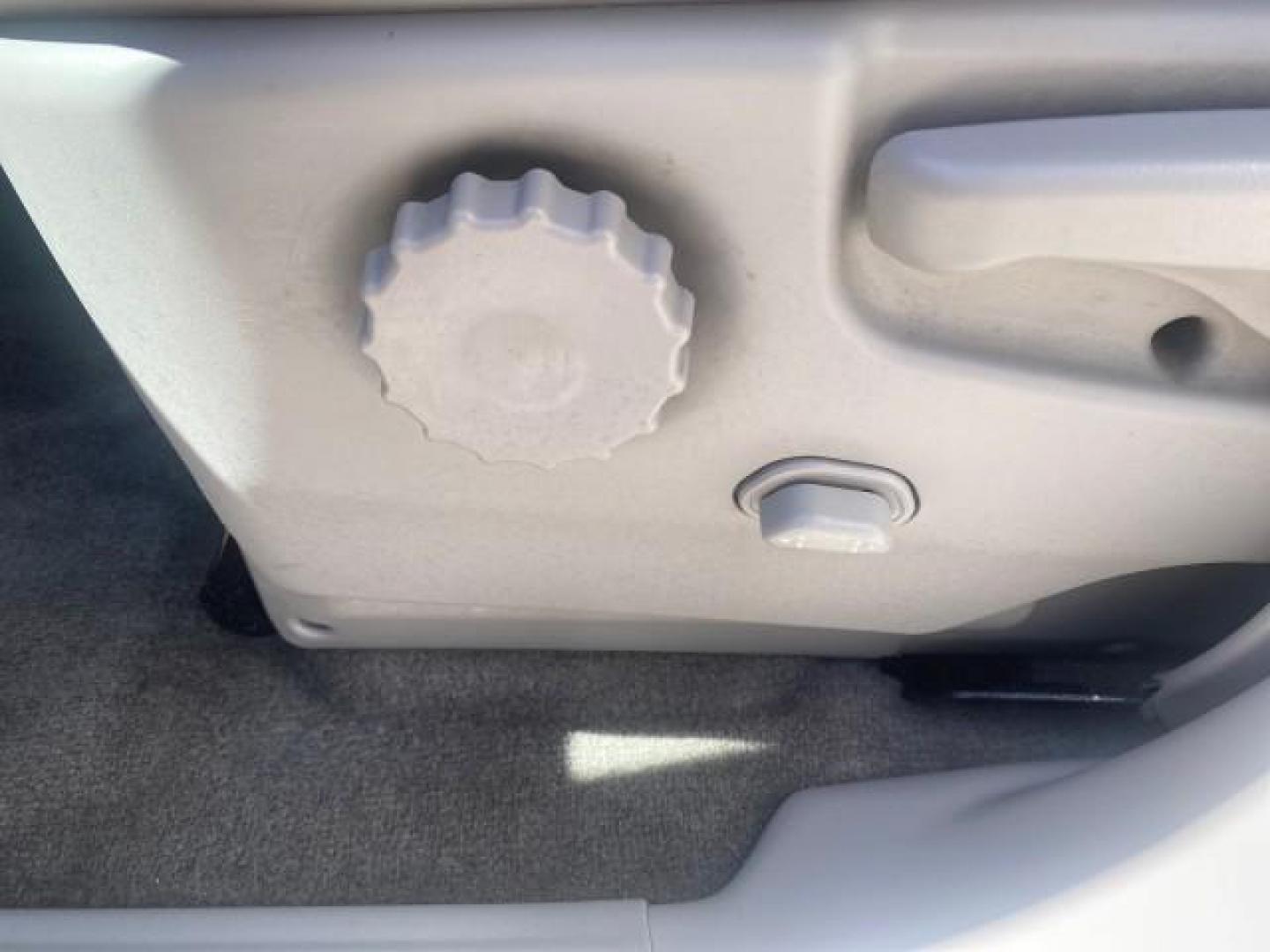 2005 Platinum Metallic /Gray Buick Rendezvous LOW MILES 81,783 3RD ROW (3G5DA03E15S) with an 3.4L 3400 V6 SFI Engine engine, Automatic transmission, located at 4701 North Dixie Hwy, Pompano Beach, FL, 33064, (954) 422-2889, 26.240938, -80.123474 - OUR WEBPAGE FLORIDACARS1.COM HAS OVER 100 PHOTOS AND FREE CARFAX LINK 2005 BUICK RENDEZVOUS CX VIN: 3G5DA03E15S512878 3 G 5 D A 0 3 E 1 5 S 5 1 2 8 7 8 4 DOOR WAGON/SPORT UTILITY 3.4L V6 F GASOLINE FRONT WHEEL DRIVE Top Features Front Seat Heaters Leather Seats Parking Sensors Sunroof(s) Third Row S - Photo#37