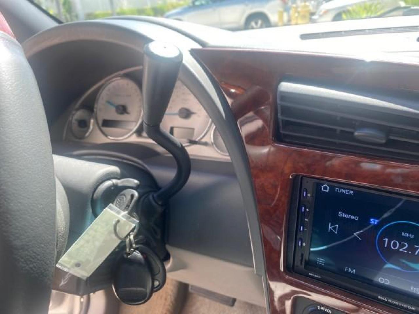 2005 Platinum Metallic /Gray Buick Rendezvous LOW MILES 81,783 3RD ROW (3G5DA03E15S) with an 3.4L 3400 V6 SFI Engine engine, Automatic transmission, located at 4701 North Dixie Hwy, Pompano Beach, FL, 33064, (954) 422-2889, 26.240938, -80.123474 - OUR WEBPAGE FLORIDACARS1.COM HAS OVER 100 PHOTOS AND FREE CARFAX LINK 2005 BUICK RENDEZVOUS CX VIN: 3G5DA03E15S512878 3 G 5 D A 0 3 E 1 5 S 5 1 2 8 7 8 4 DOOR WAGON/SPORT UTILITY 3.4L V6 F GASOLINE FRONT WHEEL DRIVE Top Features Front Seat Heaters Leather Seats Parking Sensors Sunroof(s) Third Row S - Photo#46