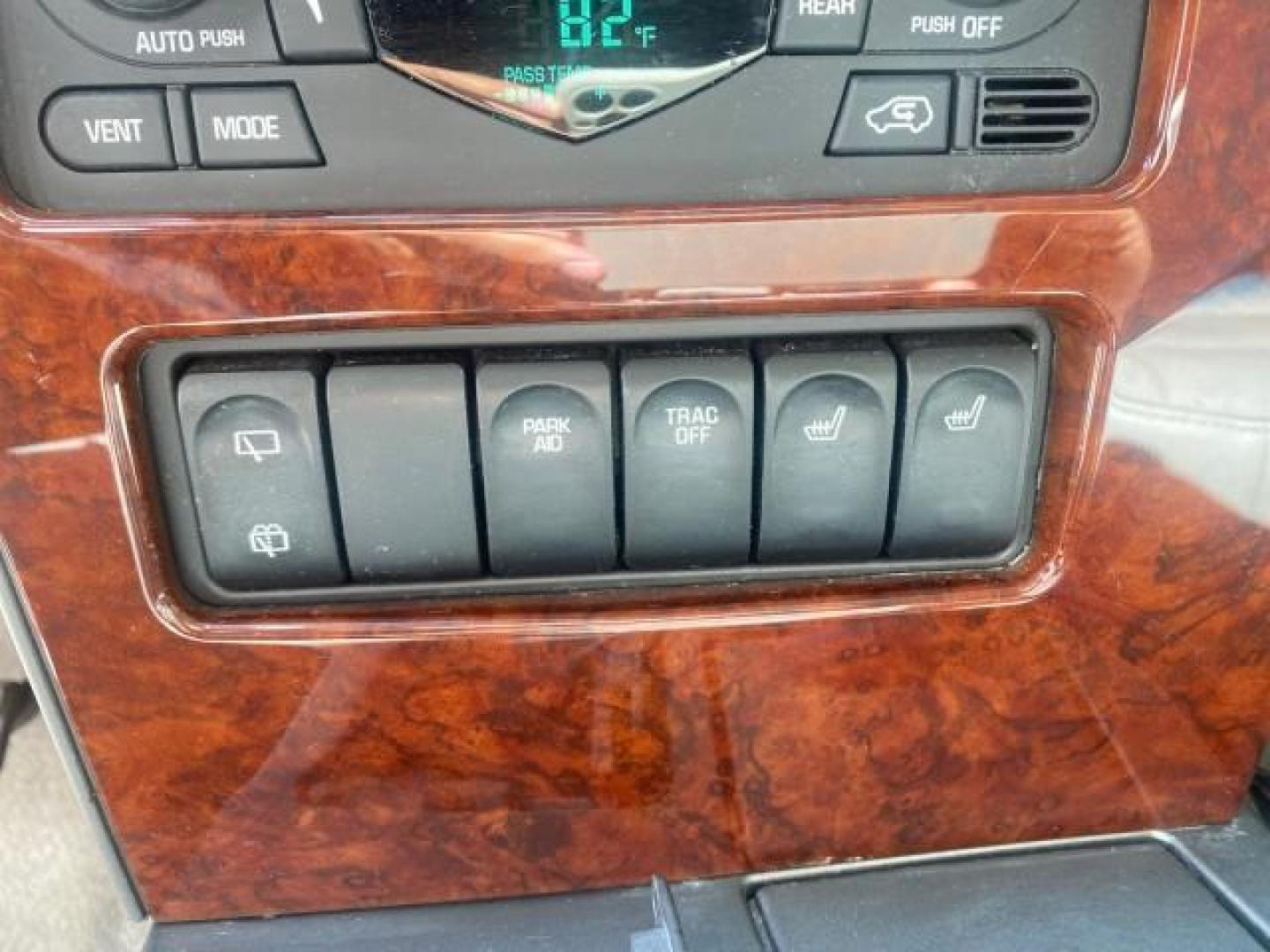 2005 Platinum Metallic /Gray Buick Rendezvous LOW MILES 81,783 3RD ROW (3G5DA03E15S) with an 3.4L 3400 V6 SFI Engine engine, Automatic transmission, located at 4701 North Dixie Hwy, Pompano Beach, FL, 33064, (954) 422-2889, 26.240938, -80.123474 - OUR WEBPAGE FLORIDACARS1.COM HAS OVER 100 PHOTOS AND FREE CARFAX LINK 2005 BUICK RENDEZVOUS CX VIN: 3G5DA03E15S512878 3 G 5 D A 0 3 E 1 5 S 5 1 2 8 7 8 4 DOOR WAGON/SPORT UTILITY 3.4L V6 F GASOLINE FRONT WHEEL DRIVE Top Features Front Seat Heaters Leather Seats Parking Sensors Sunroof(s) Third Row S - Photo#51