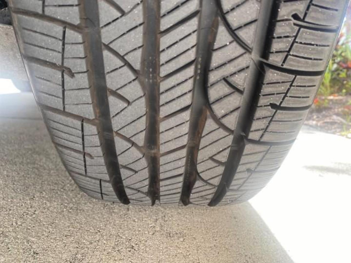2005 Platinum Metallic /Gray Buick Rendezvous LOW MILES 81,783 3RD ROW (3G5DA03E15S) with an 3.4L 3400 V6 SFI Engine engine, Automatic transmission, located at 4701 North Dixie Hwy, Pompano Beach, FL, 33064, (954) 422-2889, 26.240938, -80.123474 - OUR WEBPAGE FLORIDACARS1.COM HAS OVER 100 PHOTOS AND FREE CARFAX LINK 2005 BUICK RENDEZVOUS CX VIN: 3G5DA03E15S512878 3 G 5 D A 0 3 E 1 5 S 5 1 2 8 7 8 4 DOOR WAGON/SPORT UTILITY 3.4L V6 F GASOLINE FRONT WHEEL DRIVE Top Features Front Seat Heaters Leather Seats Parking Sensors Sunroof(s) Third Row S - Photo#94