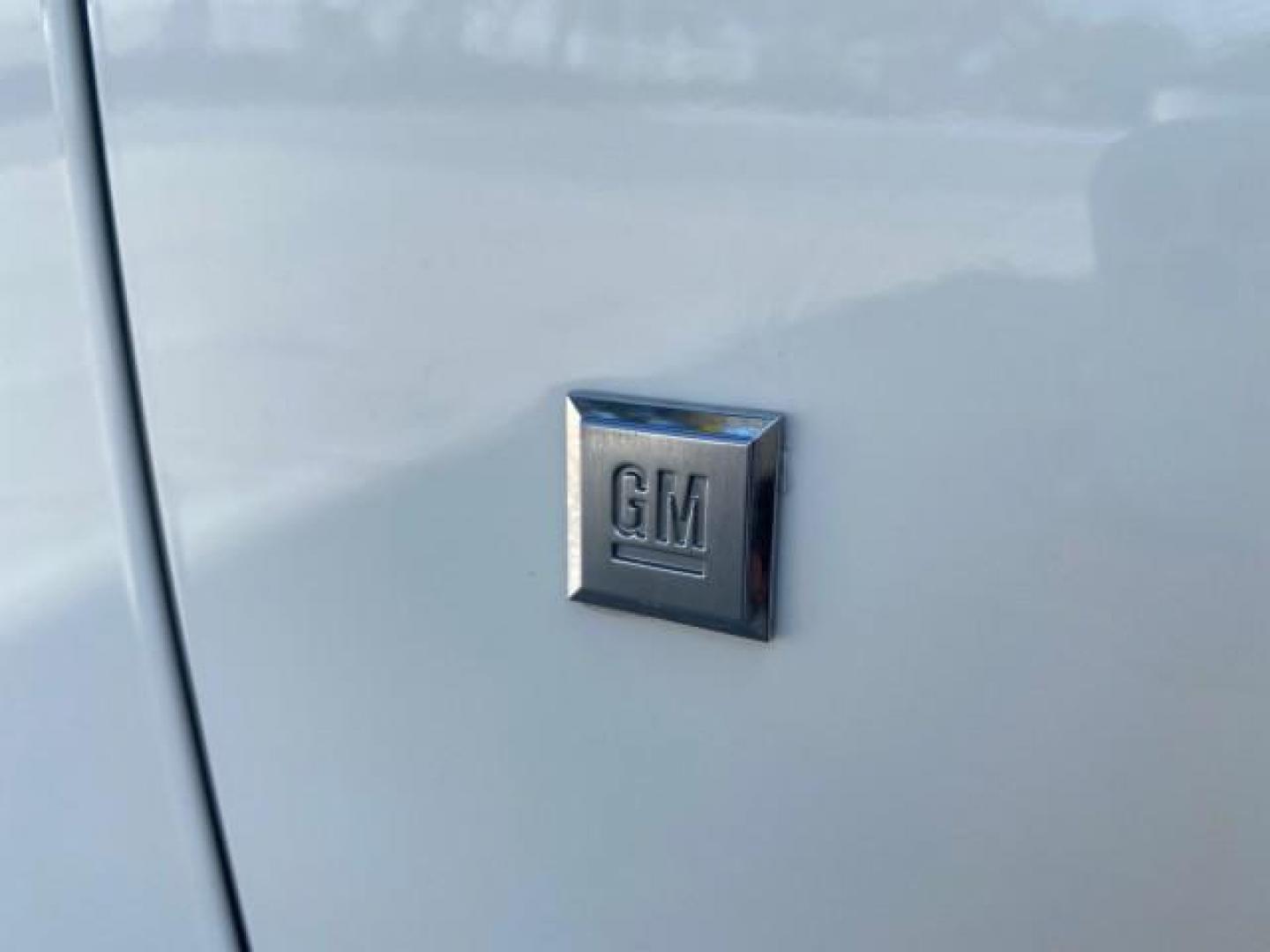 2008 White Diamond Tricoat /Light Taupe Pontiac G6 GT LOW MILES 44,047 (1G2ZH361484) with an 3.9L VVT V6 SFI Engine engine, Automatic transmission, located at 4701 North Dixie Hwy, Pompano Beach, FL, 33064, (954) 422-2889, 26.240938, -80.123474 - OUR WEBPAGE FLORIDACARS1.COM HAS OVER 100 PHOTOS AND FREE CARFAX LINK 2008 PONTIAC G6 GT VIN: 1G2ZH361484136254 1 G 2 Z H 3 6 1 4 8 4 1 3 6 2 5 4 CONVERTIBLE 3.9L V6 F GASOLINE FRONT WHEEL DRIVE Top Features Alloy Wheels Front Seat Heaters Hard Top Leather Seats Monsoon Sound Premium Package Satelli - Photo#72