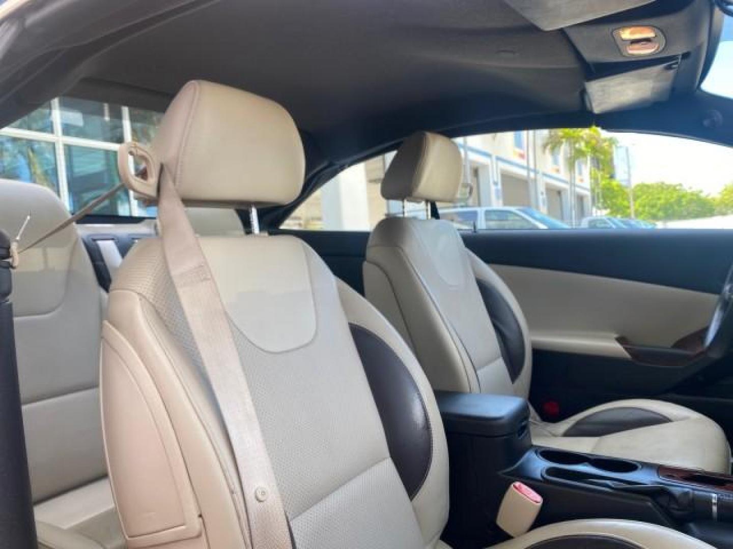 2008 White Diamond Tricoat /Light Taupe Pontiac G6 GT LOW MILES 44,047 (1G2ZH361484) with an 3.9L VVT V6 SFI Engine engine, Automatic transmission, located at 4701 North Dixie Hwy, Pompano Beach, FL, 33064, (954) 422-2889, 26.240938, -80.123474 - OUR WEBPAGE FLORIDACARS1.COM HAS OVER 100 PHOTOS AND FREE CARFAX LINK 2008 PONTIAC G6 GT VIN: 1G2ZH361484136254 1 G 2 Z H 3 6 1 4 8 4 1 3 6 2 5 4 CONVERTIBLE 3.9L V6 F GASOLINE FRONT WHEEL DRIVE Top Features Alloy Wheels Front Seat Heaters Hard Top Leather Seats Monsoon Sound Premium Package Satelli - Photo#91