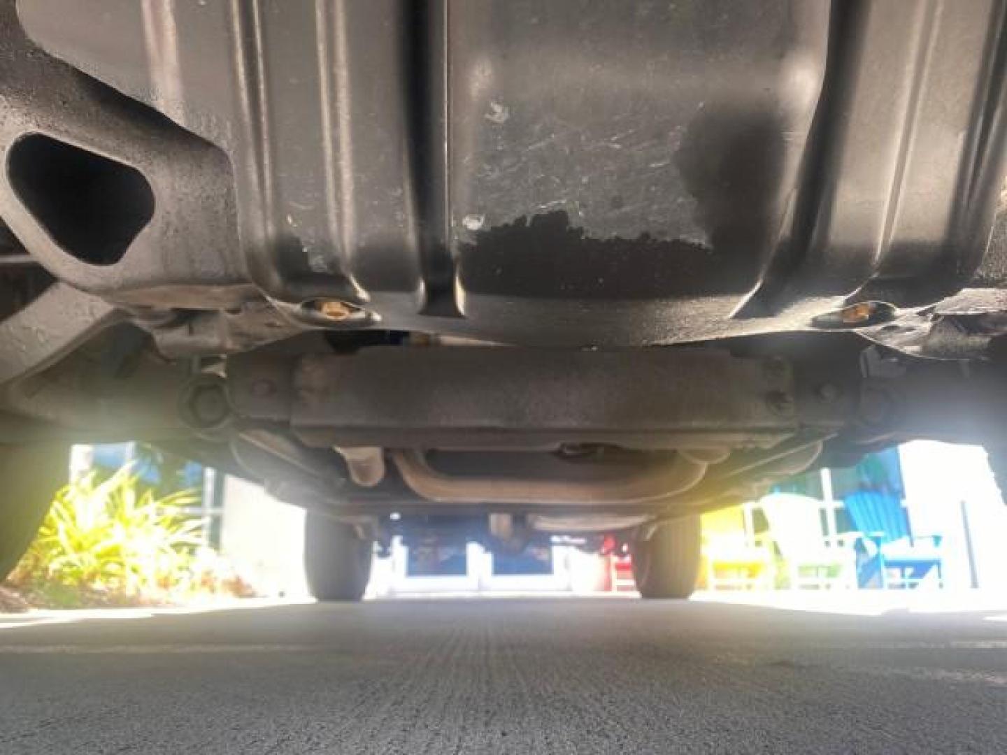2006 Bermuda Blue Metallic /Gray/Drk Charcoal Chevrolet Avalanche LS LOW MILES 66,207 FLORIDA (3GNEC12Z56G) with an 5.3L Vortec 5300 V8 SFI Flex-Fuel Engine engine, Automatic transmission, located at 4701 North Dixie Hwy, Pompano Beach, FL, 33064, (954) 422-2889, 26.240938, -80.123474 - OUR WEBPAGE FLORIDACARS1.COM HAS OVER 100 PHOTOS AND FREE CARFAX LINK 2006 CHEVROLET AVALANCHE LS 1500 VIN: 3GNEC12Z56G117650 3 G N E C 1 2 Z 5 6 G 1 1 7 6 5 0 SPORT PICKUP 5.3L V8 F FLEX FUEL REAR WHEEL DRIVE Top Features Alloy Wheels Bed Cover Bed Liner Cloth Seats Rear Entertainment System Tow Hi - Photo#21
