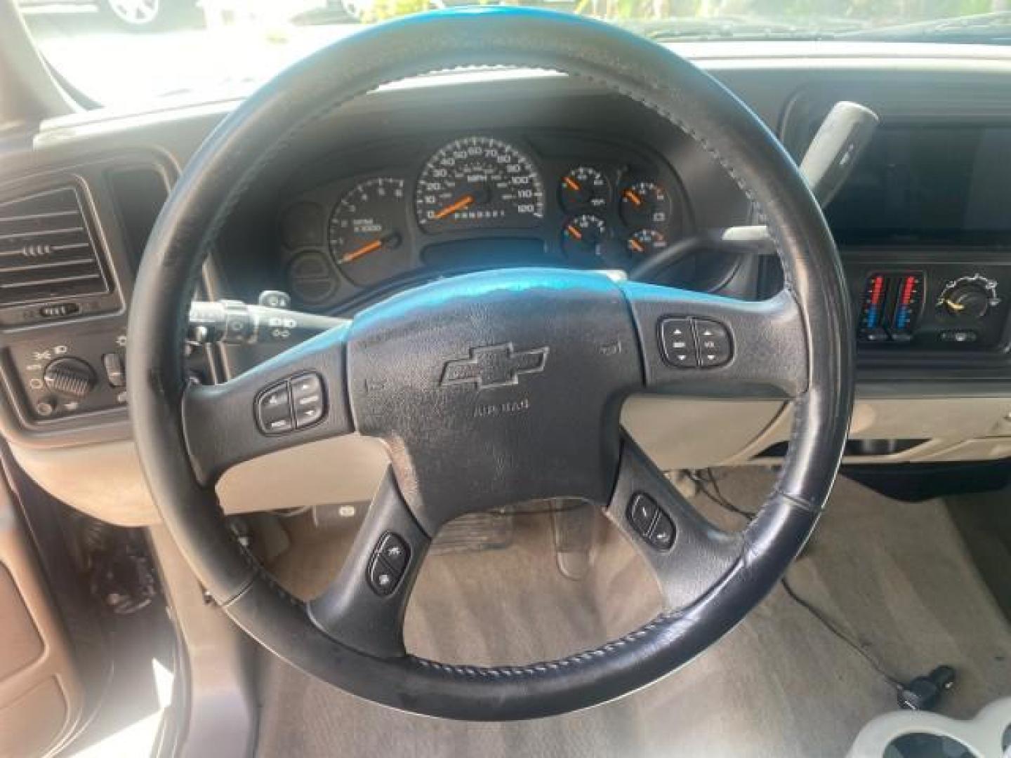 2006 Bermuda Blue Metallic /Gray/Drk Charcoal Chevrolet Avalanche LS LOW MILES 66,207 FLORIDA (3GNEC12Z56G) with an 5.3L Vortec 5300 V8 SFI Flex-Fuel Engine engine, Automatic transmission, located at 4701 North Dixie Hwy, Pompano Beach, FL, 33064, (954) 422-2889, 26.240938, -80.123474 - OUR WEBPAGE FLORIDACARS1.COM HAS OVER 100 PHOTOS AND FREE CARFAX LINK 2006 CHEVROLET AVALANCHE LS 1500 VIN: 3GNEC12Z56G117650 3 G N E C 1 2 Z 5 6 G 1 1 7 6 5 0 SPORT PICKUP 5.3L V8 F FLEX FUEL REAR WHEEL DRIVE Top Features Alloy Wheels Bed Cover Bed Liner Cloth Seats Rear Entertainment System Tow Hi - Photo#38