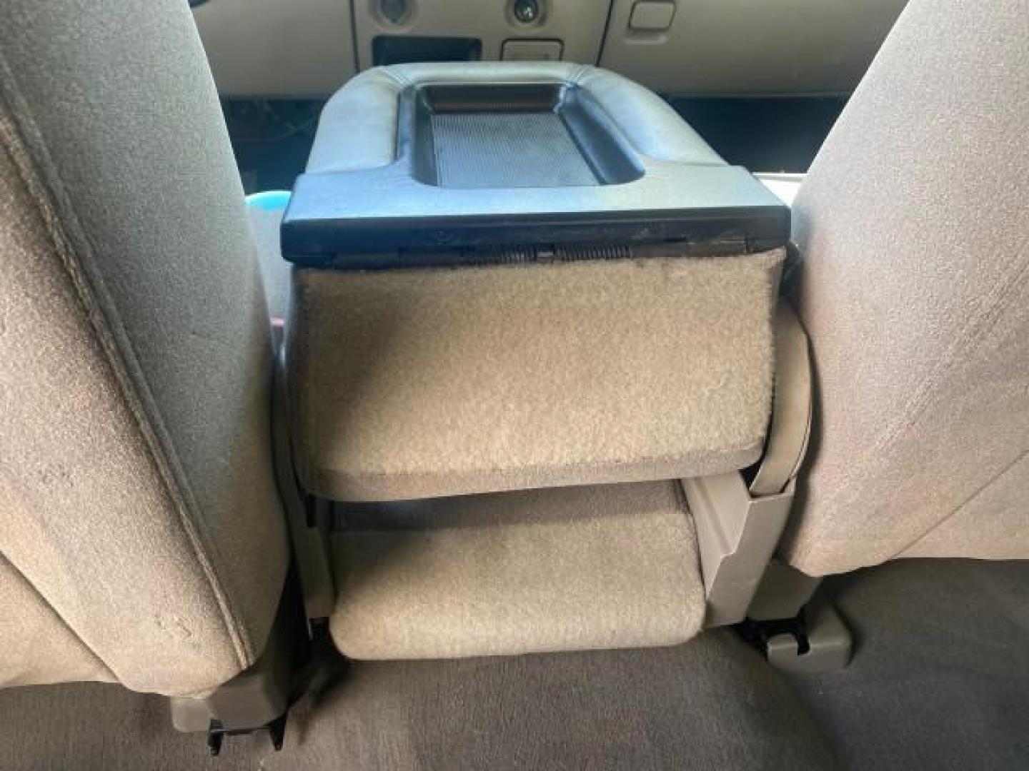 2006 Bermuda Blue Metallic /Gray/Drk Charcoal Chevrolet Avalanche LS LOW MILES 66,207 FLORIDA (3GNEC12Z56G) with an 5.3L Vortec 5300 V8 SFI Flex-Fuel Engine engine, Automatic transmission, located at 4701 North Dixie Hwy, Pompano Beach, FL, 33064, (954) 422-2889, 26.240938, -80.123474 - OUR WEBPAGE FLORIDACARS1.COM HAS OVER 100 PHOTOS AND FREE CARFAX LINK 2006 CHEVROLET AVALANCHE LS 1500 VIN: 3GNEC12Z56G117650 3 G N E C 1 2 Z 5 6 G 1 1 7 6 5 0 SPORT PICKUP 5.3L V8 F FLEX FUEL REAR WHEEL DRIVE Top Features Alloy Wheels Bed Cover Bed Liner Cloth Seats Rear Entertainment System Tow Hi - Photo#73