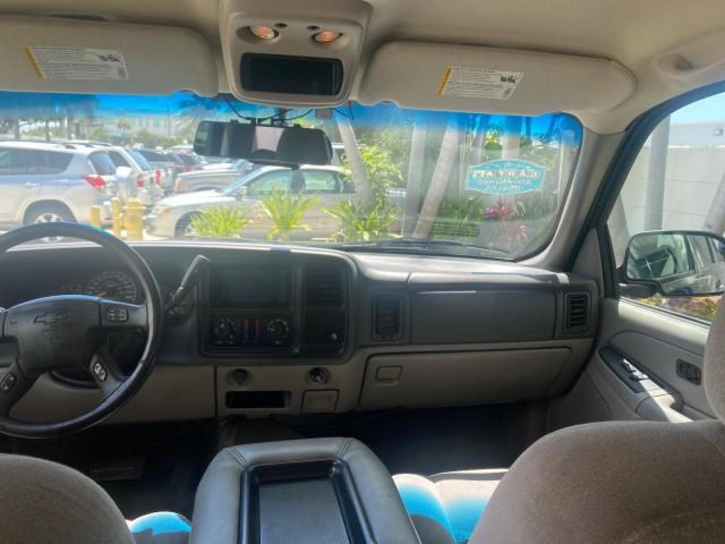 2006 Bermuda Blue Metallic /Gray/Drk Charcoal Chevrolet Avalanche LS LOW MILES 66,207 FLORIDA (3GNEC12Z56G) with an 5.3L Vortec 5300 V8 SFI Flex-Fuel Engine engine, Automatic transmission, located at 4701 North Dixie Hwy, Pompano Beach, FL, 33064, (954) 422-2889, 26.240938, -80.123474 - OUR WEBPAGE FLORIDACARS1.COM HAS OVER 100 PHOTOS AND FREE CARFAX LINK 2006 CHEVROLET AVALANCHE LS 1500 VIN: 3GNEC12Z56G117650 3 G N E C 1 2 Z 5 6 G 1 1 7 6 5 0 SPORT PICKUP 5.3L V8 F FLEX FUEL REAR WHEEL DRIVE Top Features Alloy Wheels Bed Cover Bed Liner Cloth Seats Rear Entertainment System Tow Hi - Photo#75
