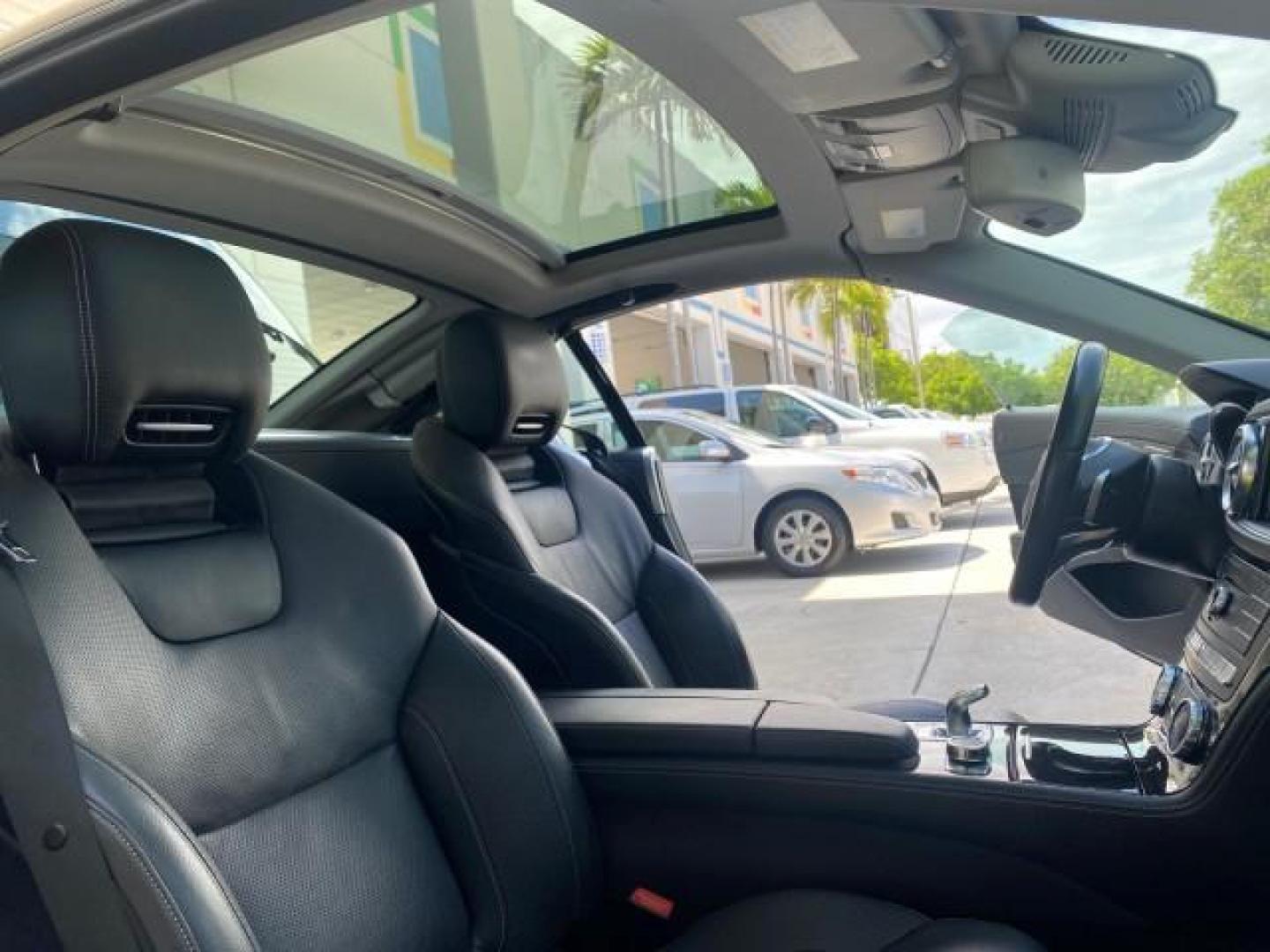 2020 Black /Black Mercedes-Benz SL 450 1 OWNER LOW MILES 18,591 (W1KJK6GA6LF) with an 3.0L Bi-Turbo V6 Engine engine, Automatic transmission, located at 4701 North Dixie Hwy, Pompano Beach, FL, 33064, (954) 422-2889, 26.240938, -80.123474 - OUR WEBPAGE FLORIDACARS1.COM HAS OVER 100 PHOTOS AND FREE CARFAX LINK 2020 MERCEDES-BENZ SL-CLASS SL 450 VIN: W1KJK6GA6LF060243 W 1 K J K 6 G A 6 L F 0 6 0 2 4 3 CONVERTIBLE HARD TOP 3.0L V6 GASOLINE REAR WHEEL DRIVE Highlighted Features AMG PACKAGE HARD TOP RETRACTABLE WITH SUNROOF AMBIENT LIGHTING - Photo#12