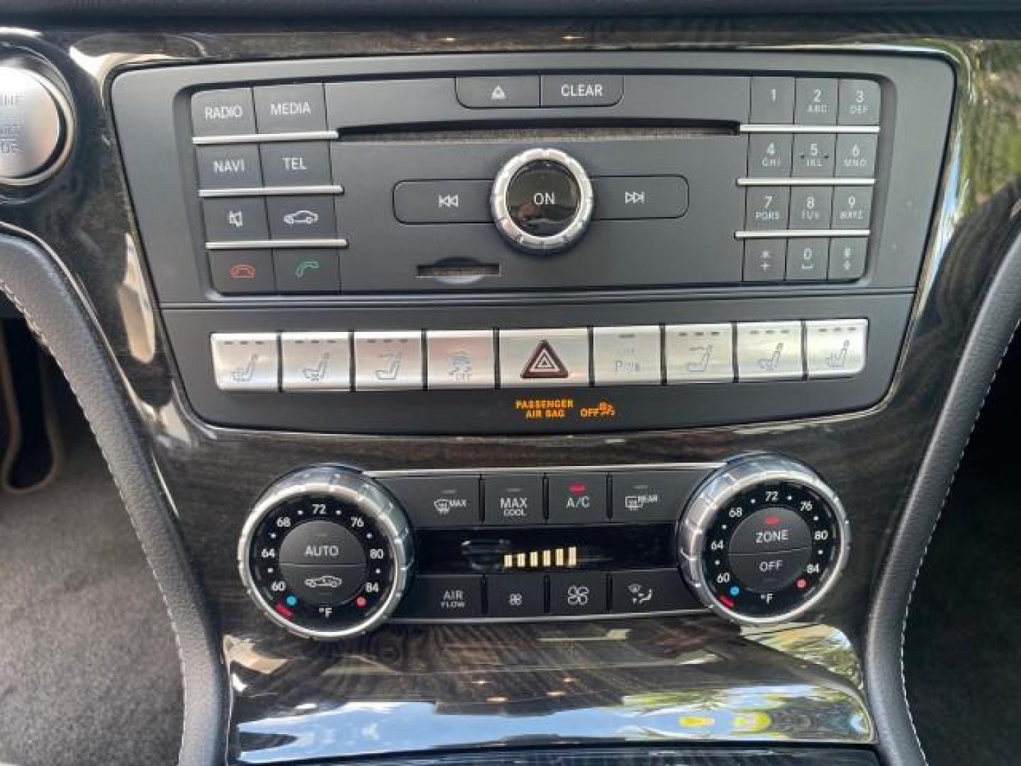 2020 Black /Black Mercedes-Benz SL 450 1 OWNER LOW MILES 18,591 (W1KJK6GA6LF) with an 3.0L Bi-Turbo V6 Engine engine, Automatic transmission, located at 4701 North Dixie Hwy, Pompano Beach, FL, 33064, (954) 422-2889, 26.240938, -80.123474 - OUR WEBPAGE FLORIDACARS1.COM HAS OVER 100 PHOTOS AND FREE CARFAX LINK 2020 MERCEDES-BENZ SL-CLASS SL 450 VIN: W1KJK6GA6LF060243 W 1 K J K 6 G A 6 L F 0 6 0 2 4 3 CONVERTIBLE HARD TOP 3.0L V6 GASOLINE REAR WHEEL DRIVE Highlighted Features AMG PACKAGE HARD TOP RETRACTABLE WITH SUNROOF AMBIENT LIGHTING - Photo#52